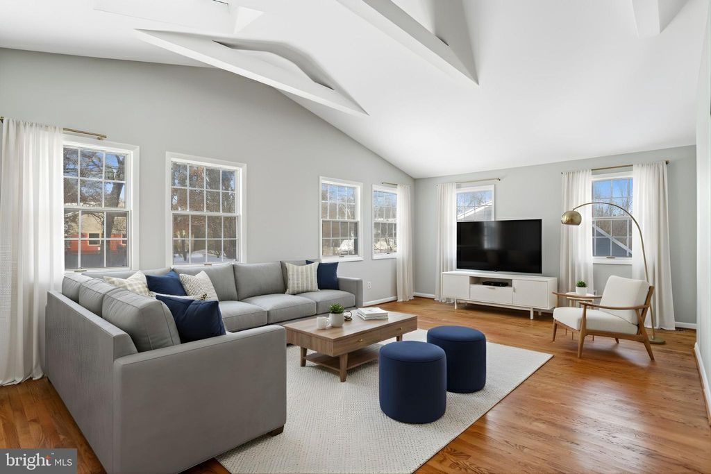 Photo of 841 Bowie Road, ROCKVILLE, MD 20852 (MLS # MDMC2210326)