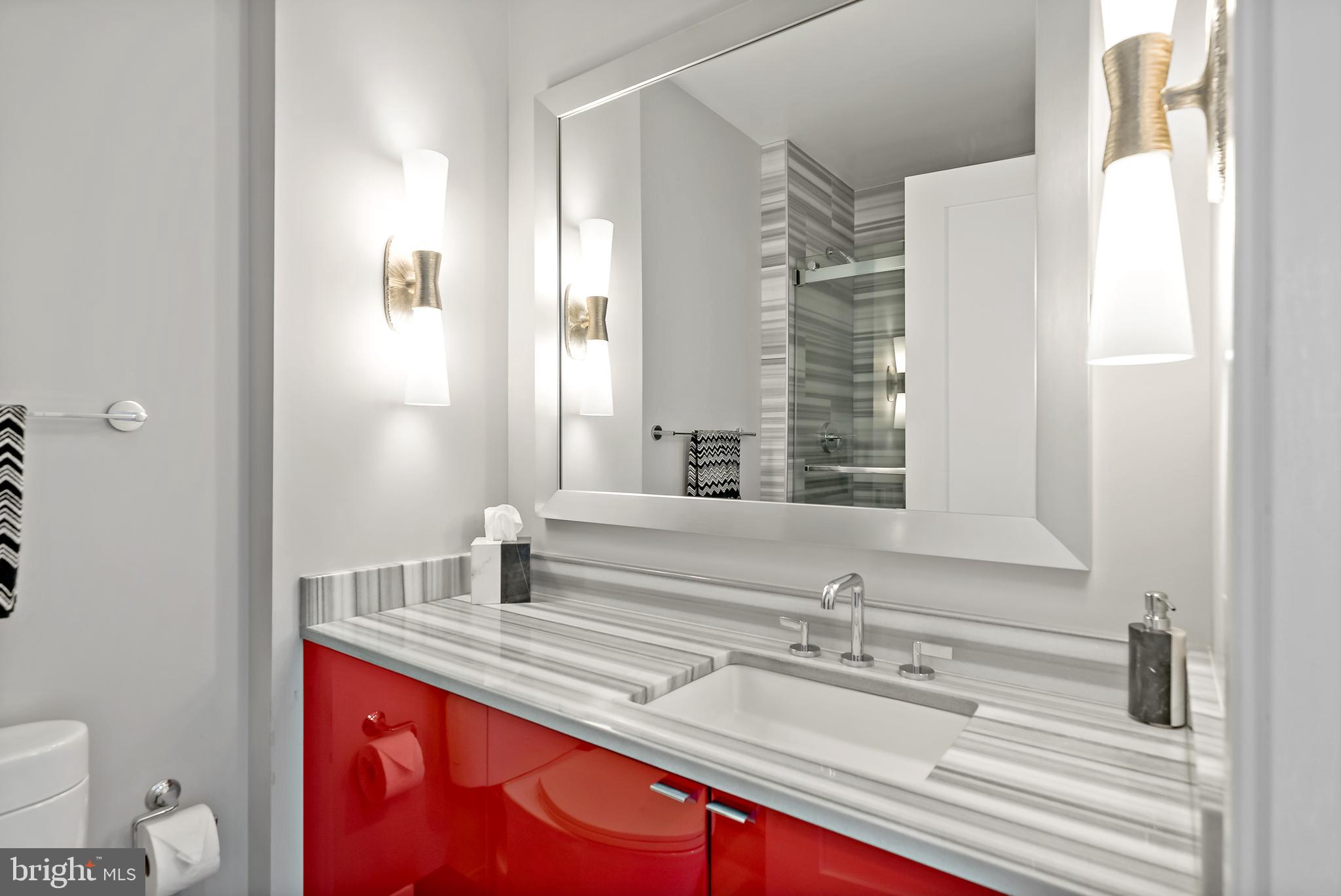 CENTER CITY - Residential Lease