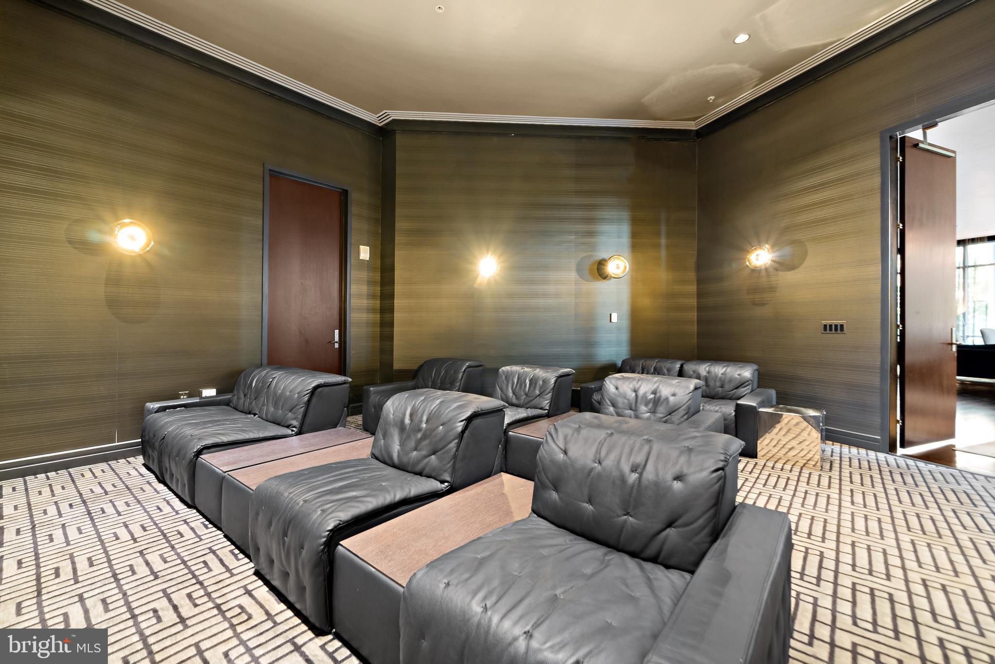 CENTER CITY - Residential Lease