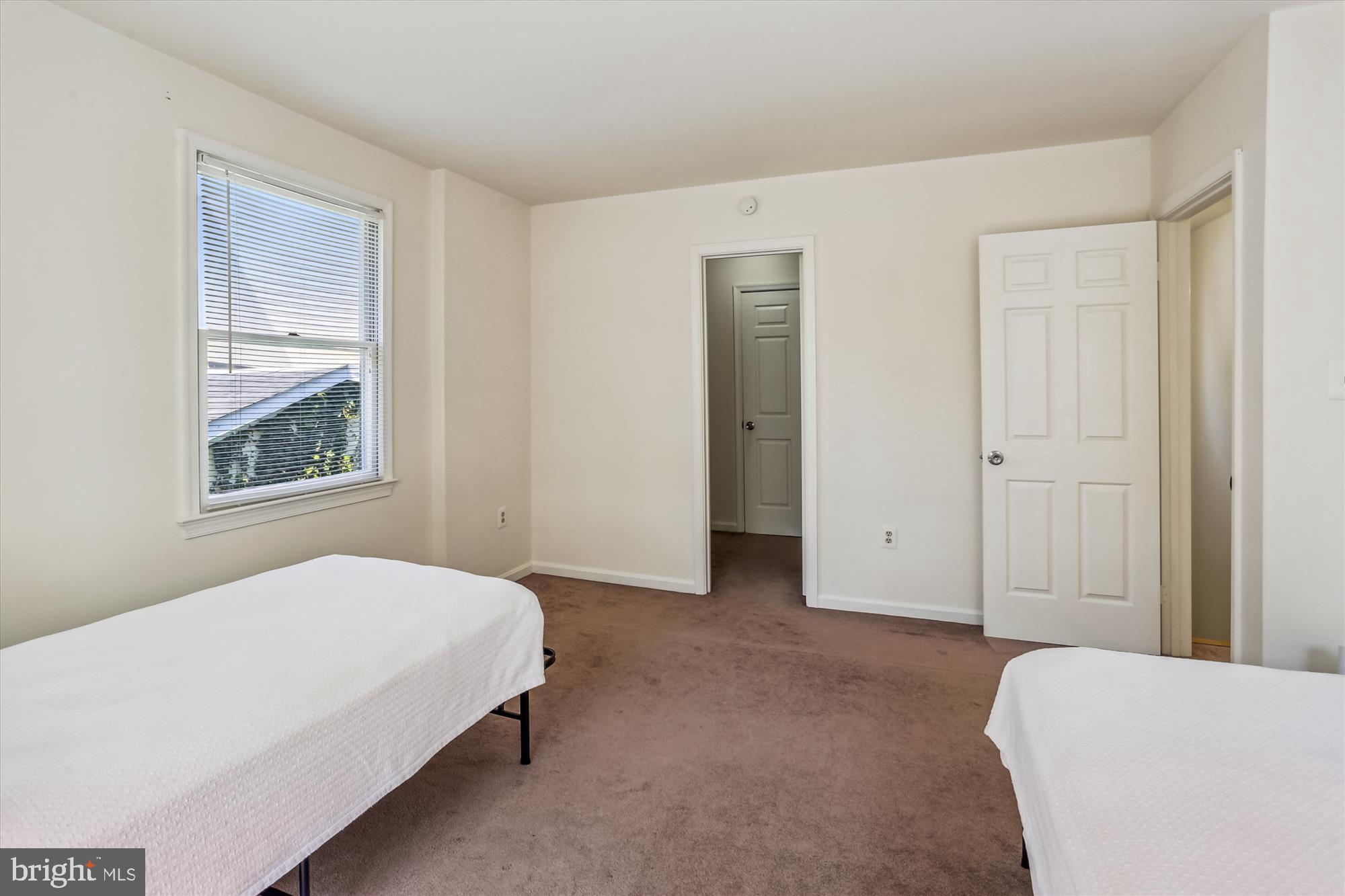 NORTH CHEVY CHASE - Residential Lease