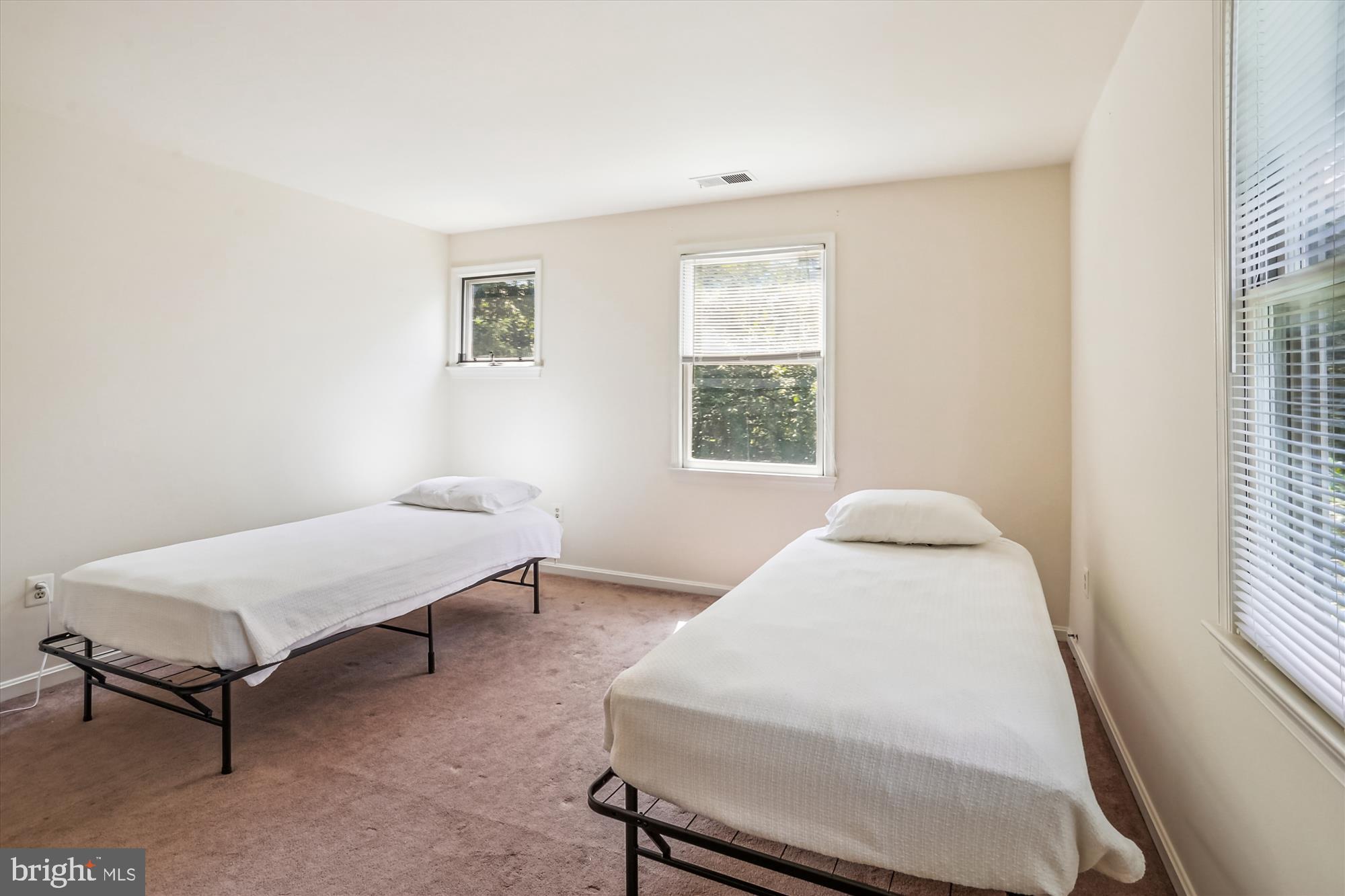 NORTH CHEVY CHASE - Residential Lease