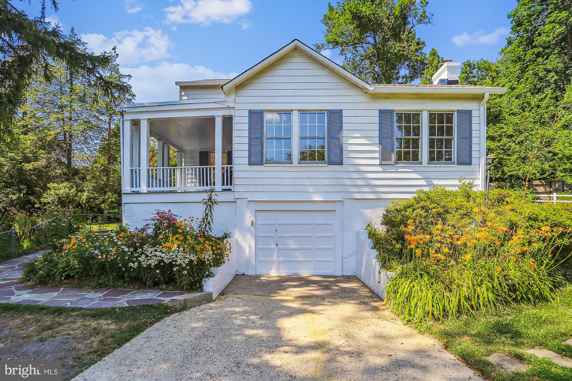 NORTH CHEVY CHASE - Residential Lease