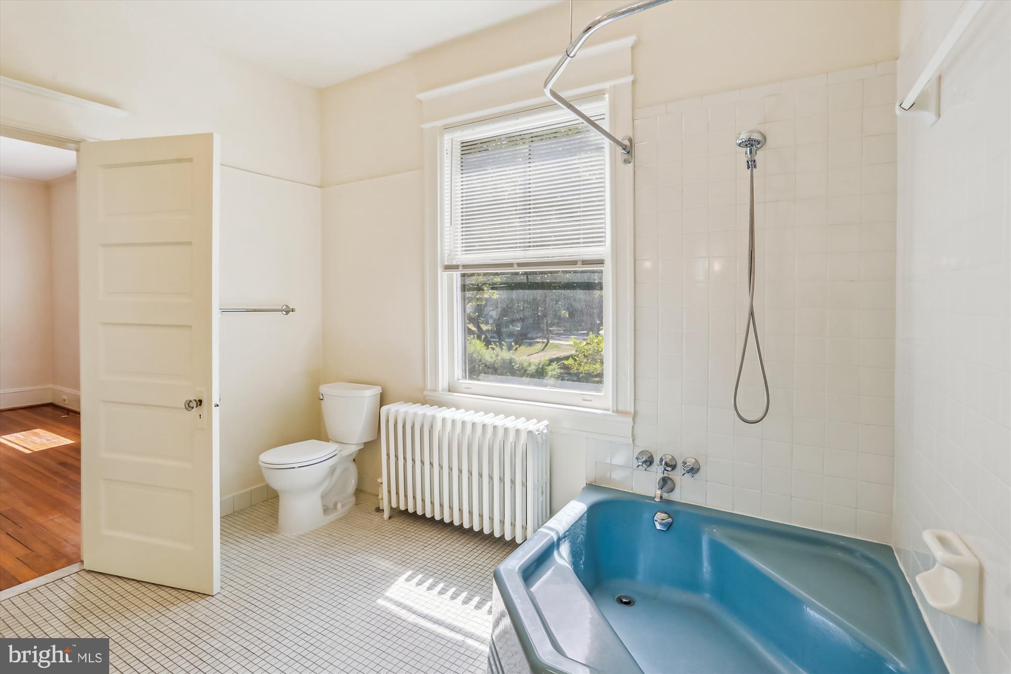 NORTH CHEVY CHASE - Residential Lease