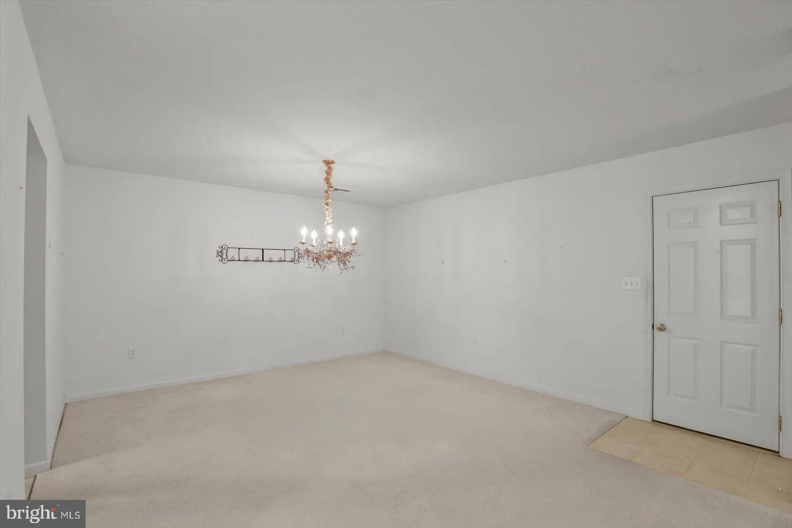 York, Pennsylvania 17403, United States, 2 Bedrooms Bedrooms, ,2 BathroomsBathrooms,Residential,Active,210318