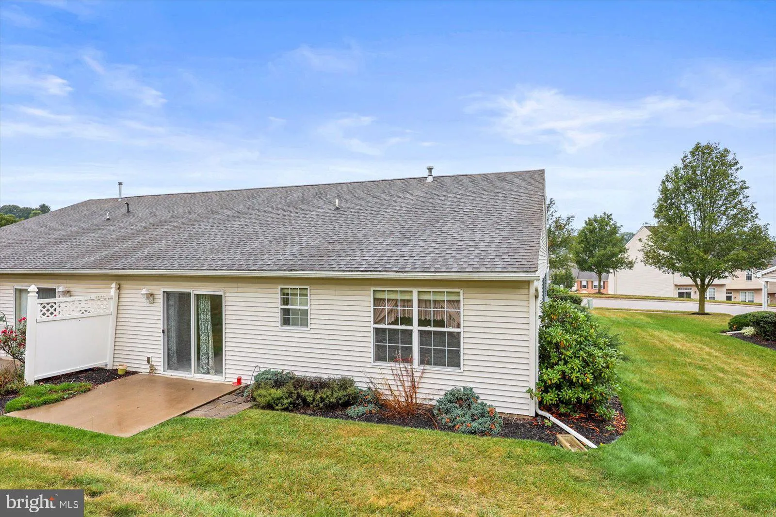 York, Pennsylvania 17403, United States, 2 Bedrooms Bedrooms, ,2 BathroomsBathrooms,Residential,Active,210318