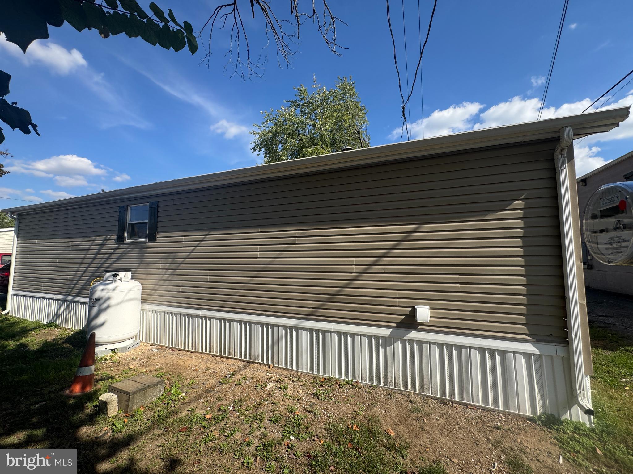 LISA LAKE MBH PARK - Residential