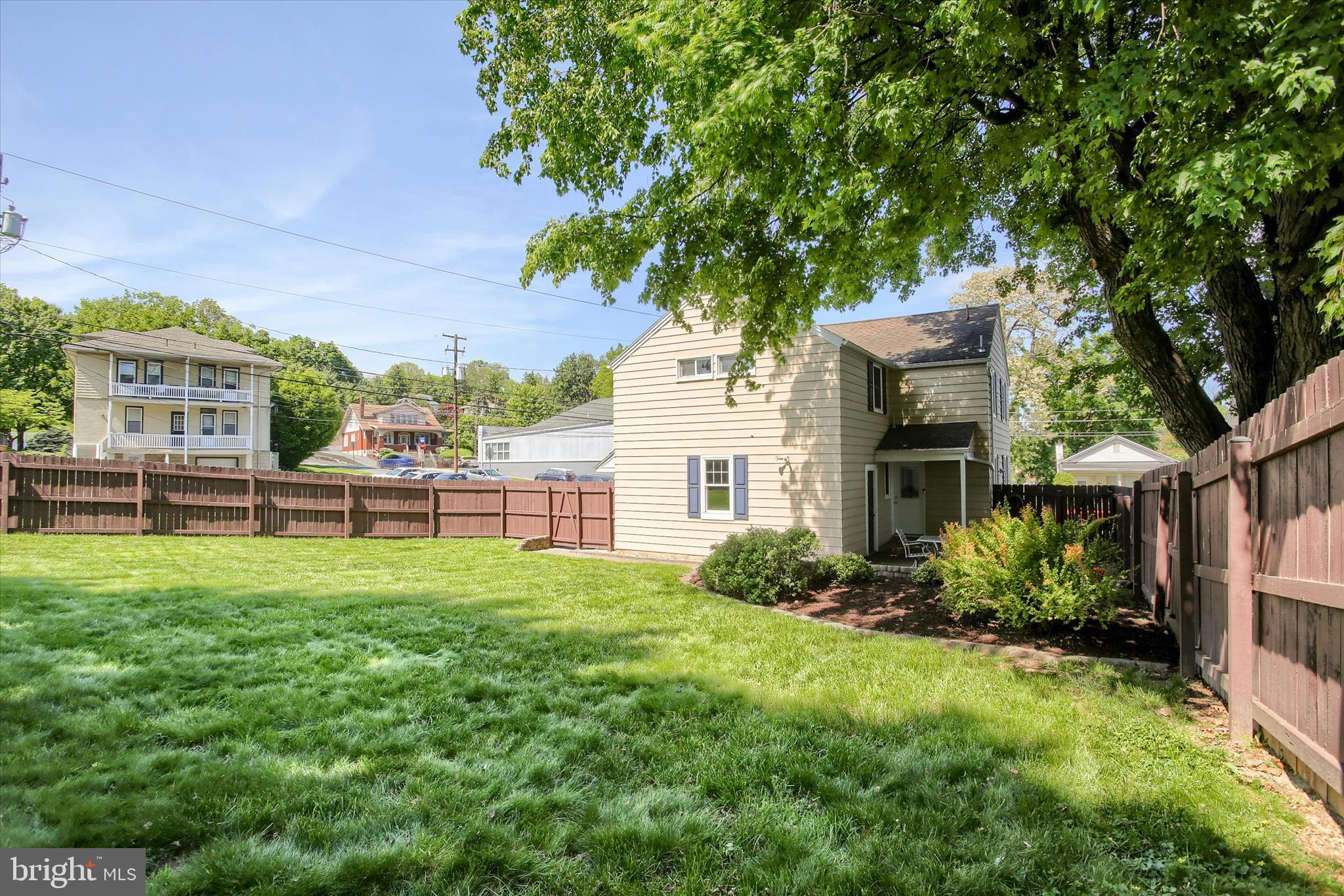 CAMP HILL BOROUGH - Residential