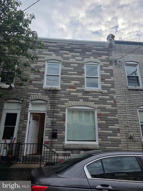 Townhouse For Rent - 820 Church Street<br/> READING, PA 19601