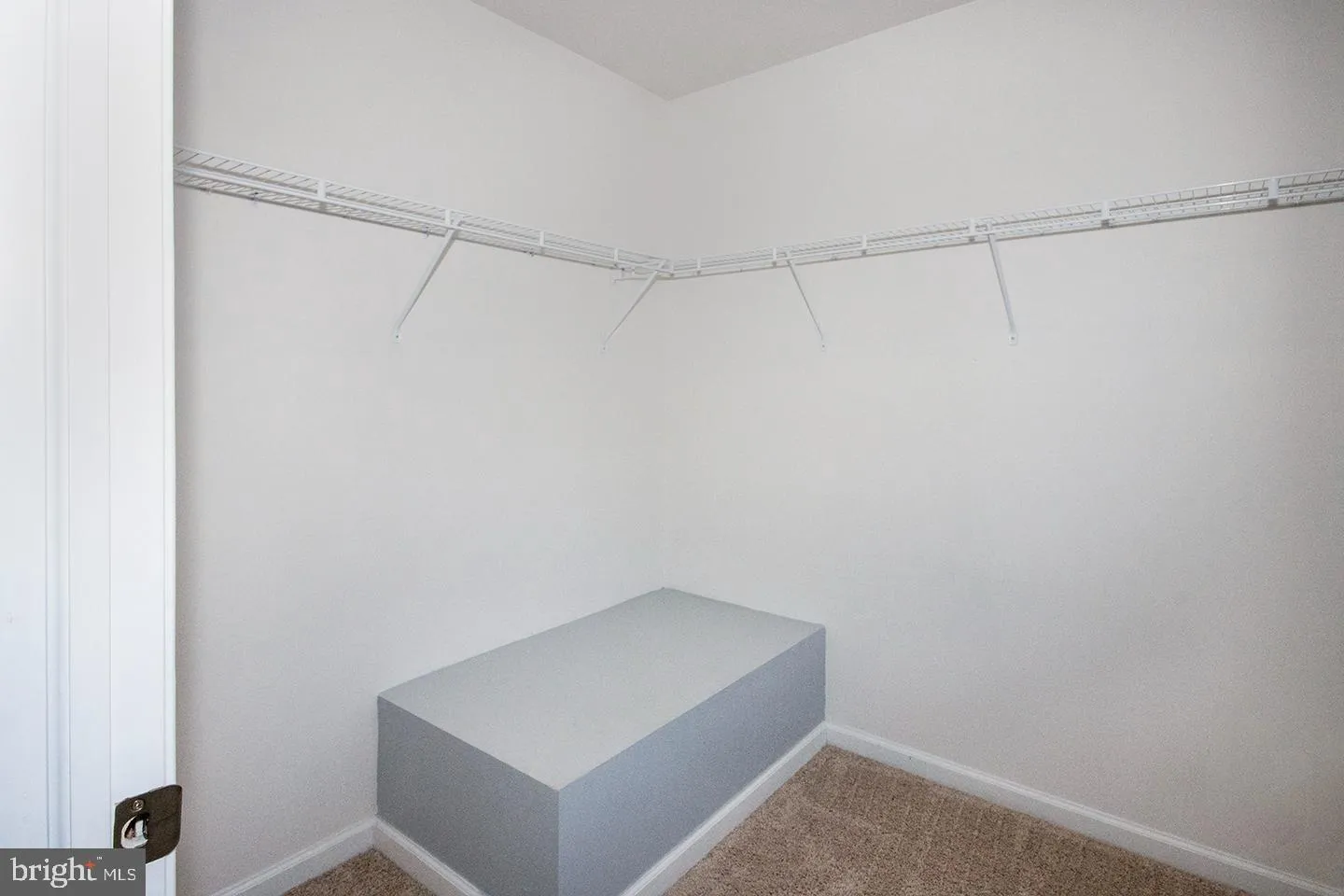 Sicklerville, New Jersey 08081, United States, 3 Bedrooms Bedrooms, ,3 BathroomsBathrooms,Residential,Pending,48967