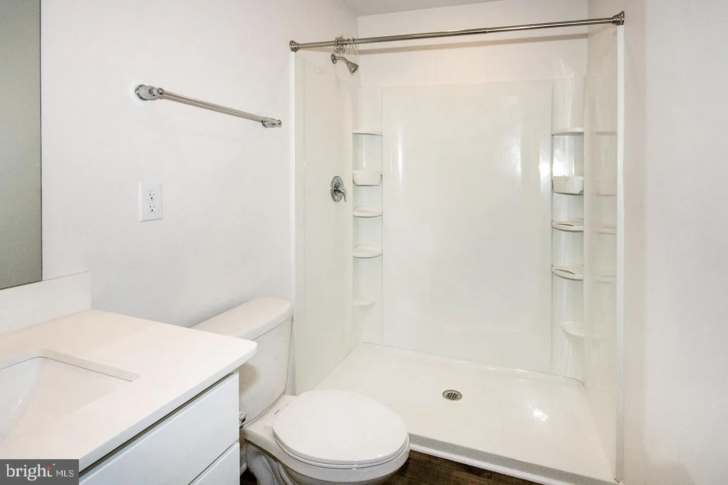 Sicklerville, New Jersey 08081, United States, 3 Bedrooms Bedrooms, ,3 BathroomsBathrooms,Residential,Pending,48967