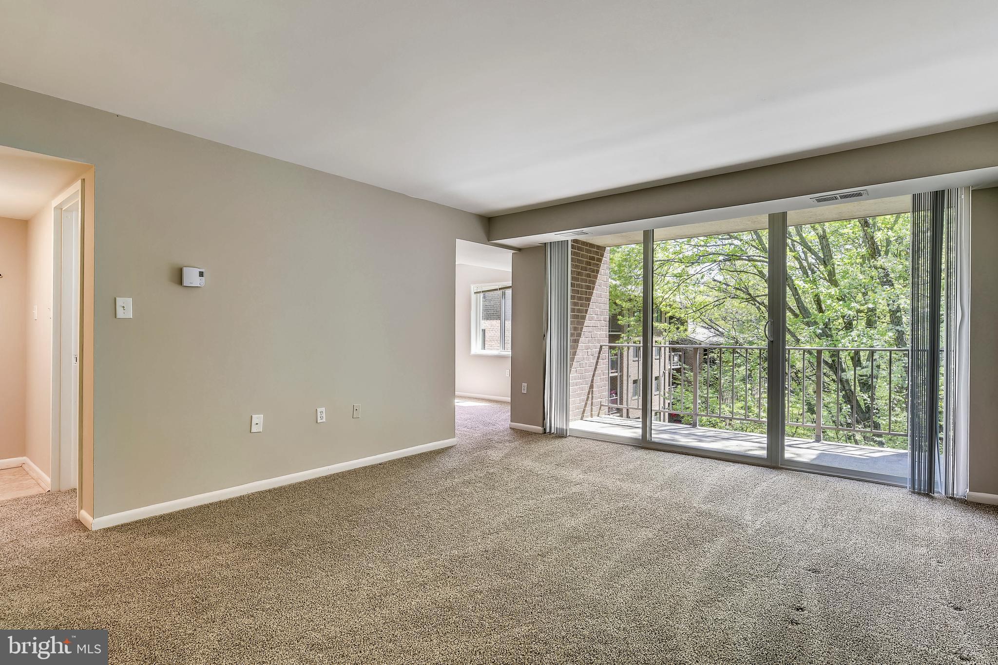 NORTHGATE SQUARE - Residential