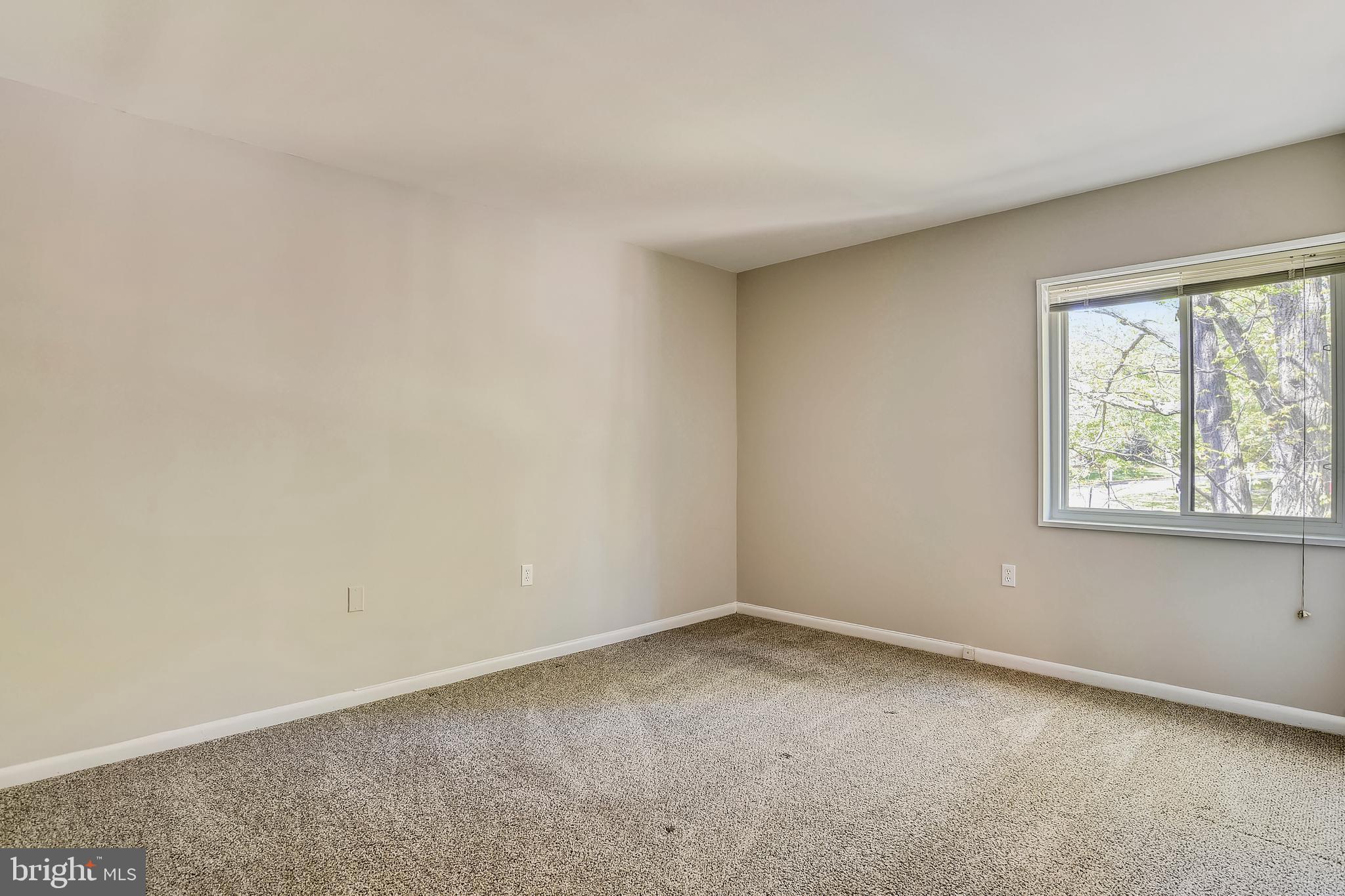 NORTHGATE SQUARE - Residential