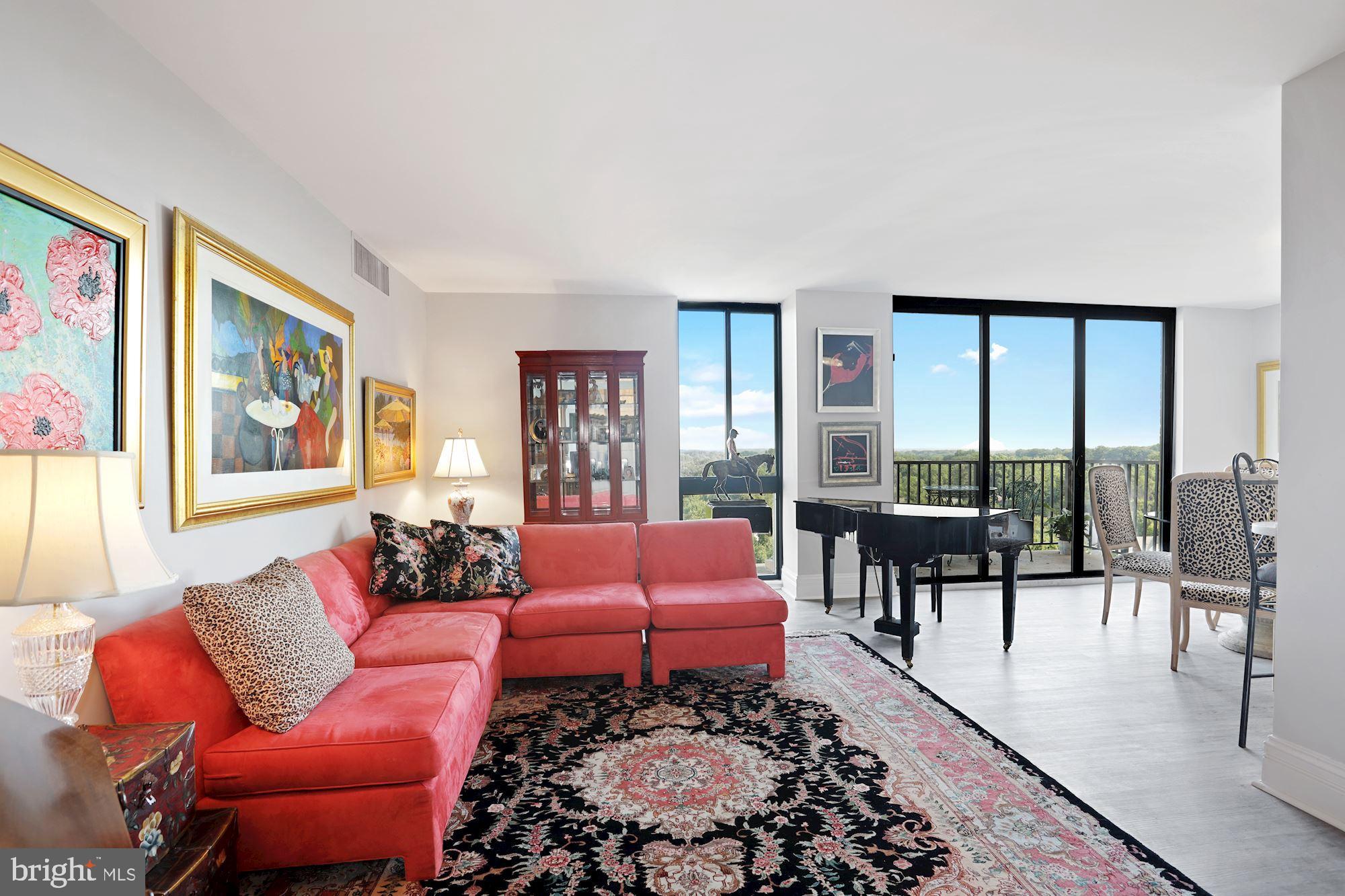 MCLEAN HOUSE - Residential