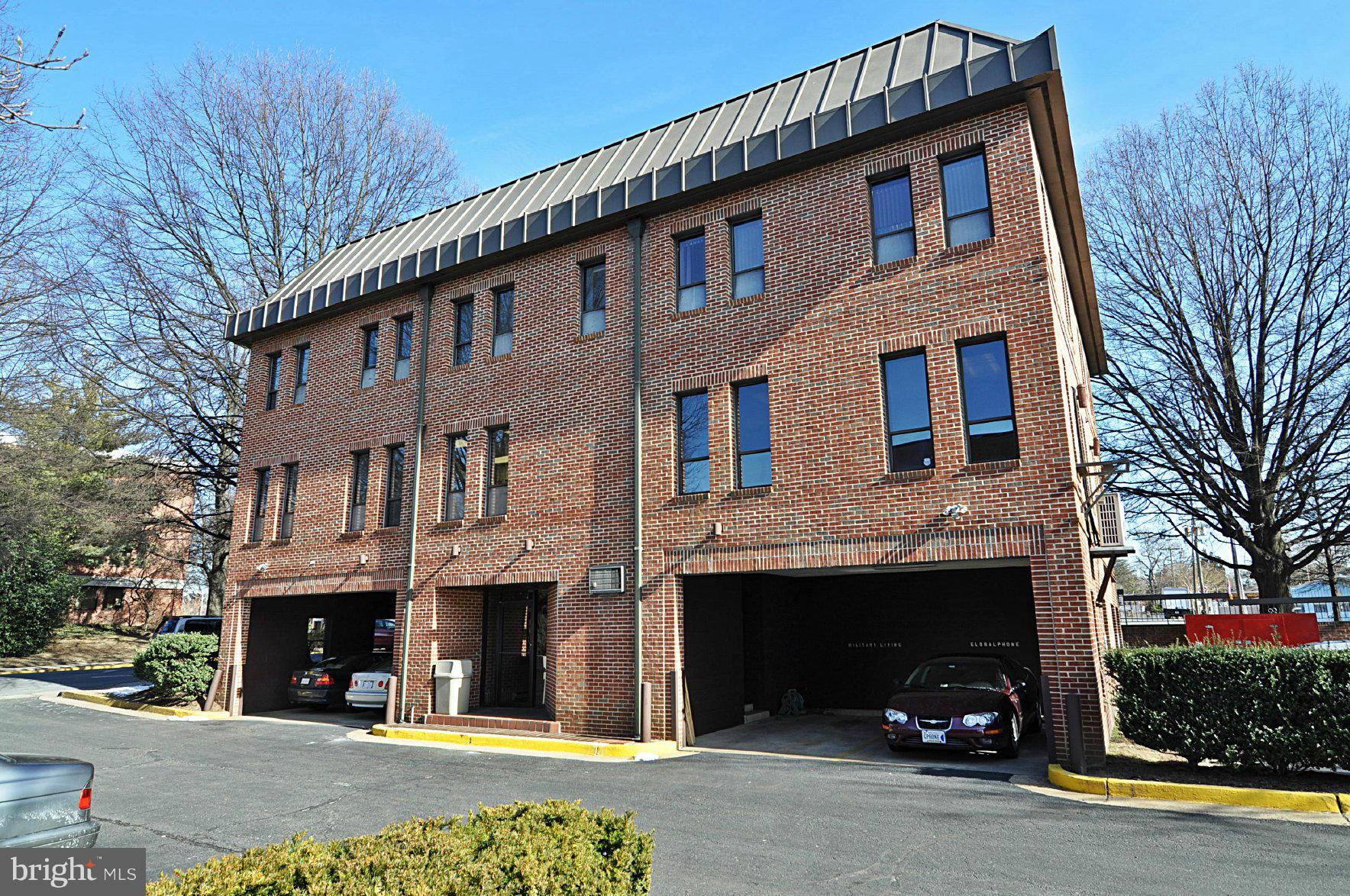 FALLS CHURCH CITY - Commercial Lease