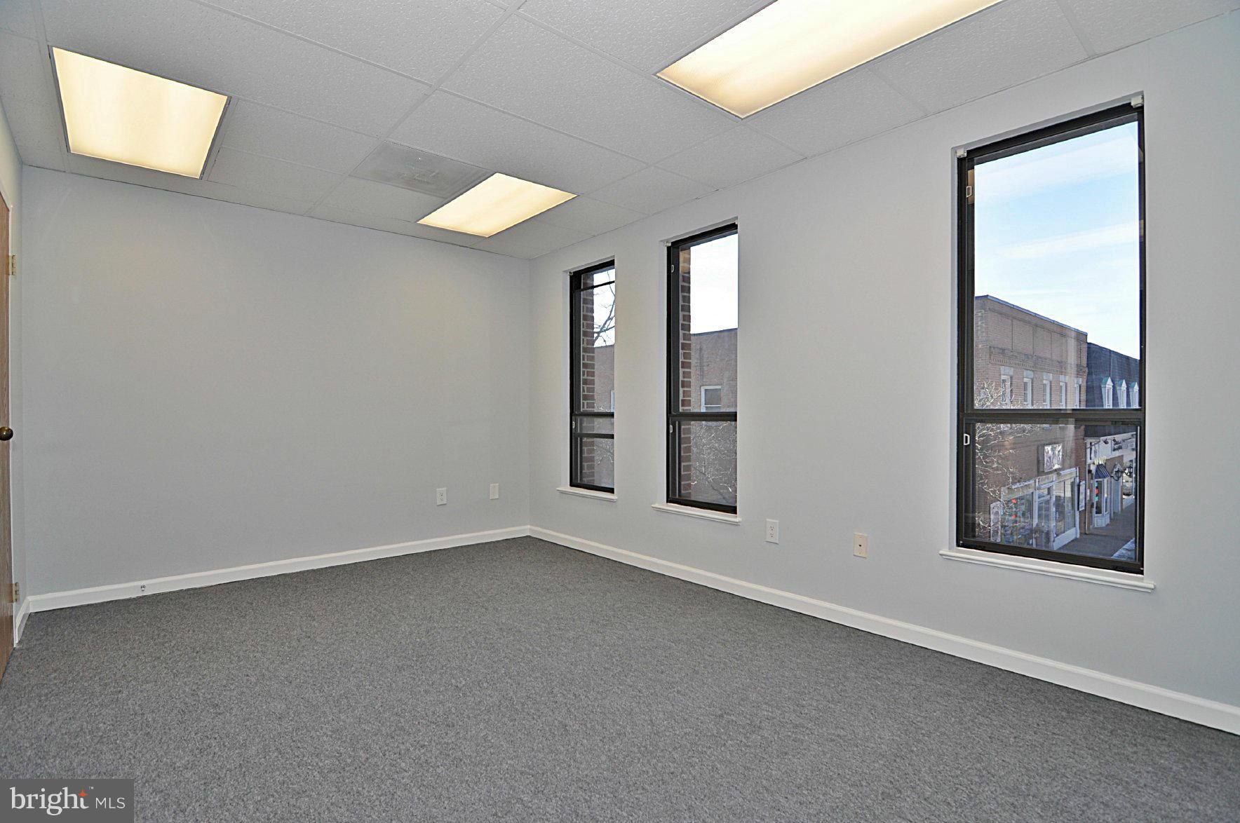 FALLS CHURCH CITY - Commercial Lease