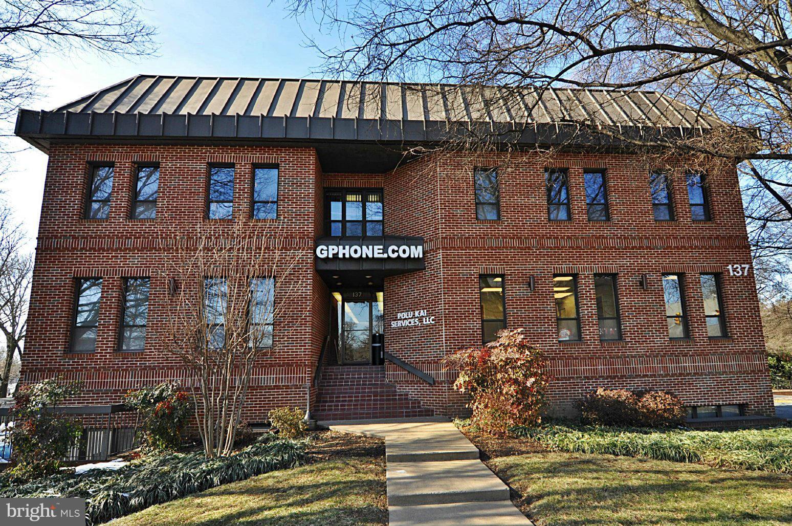 FALLS CHURCH CITY - Commercial Lease