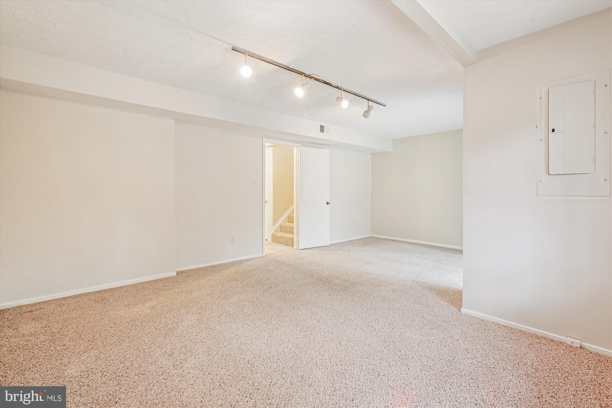 GLENCOURSE - Residential