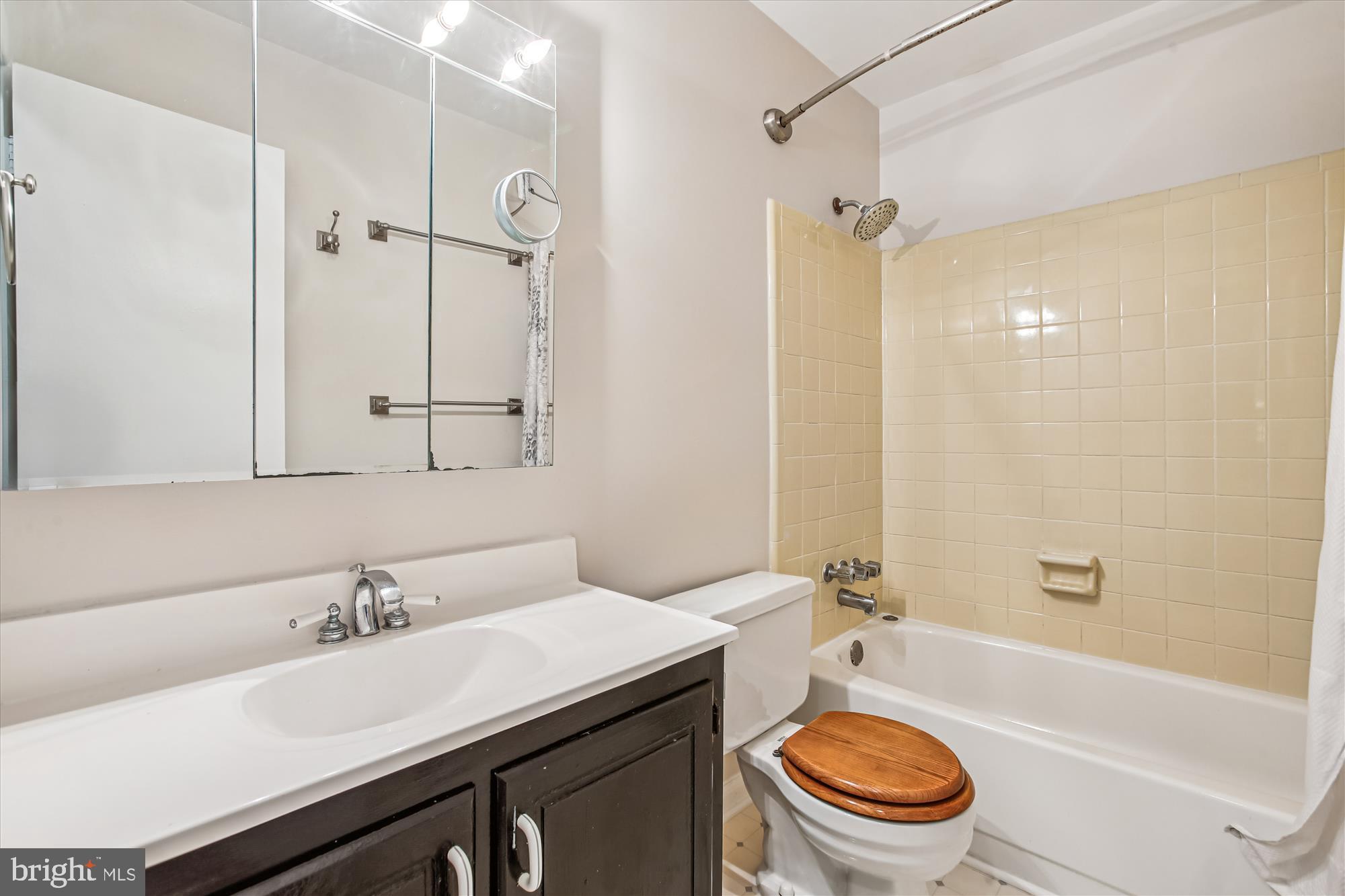 GLENCOURSE - Residential