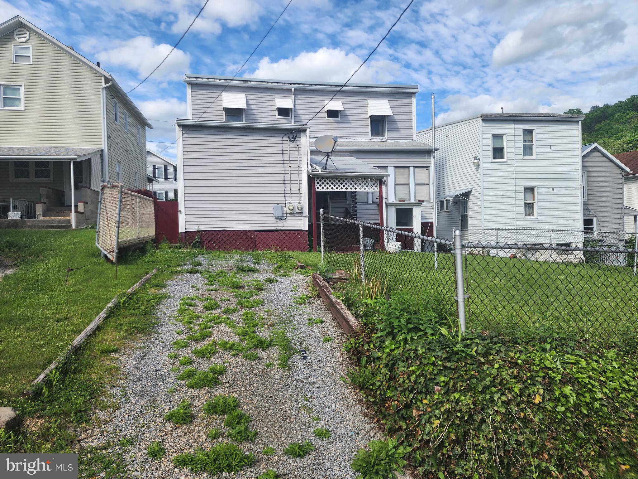 508-510 LINDEN STREET