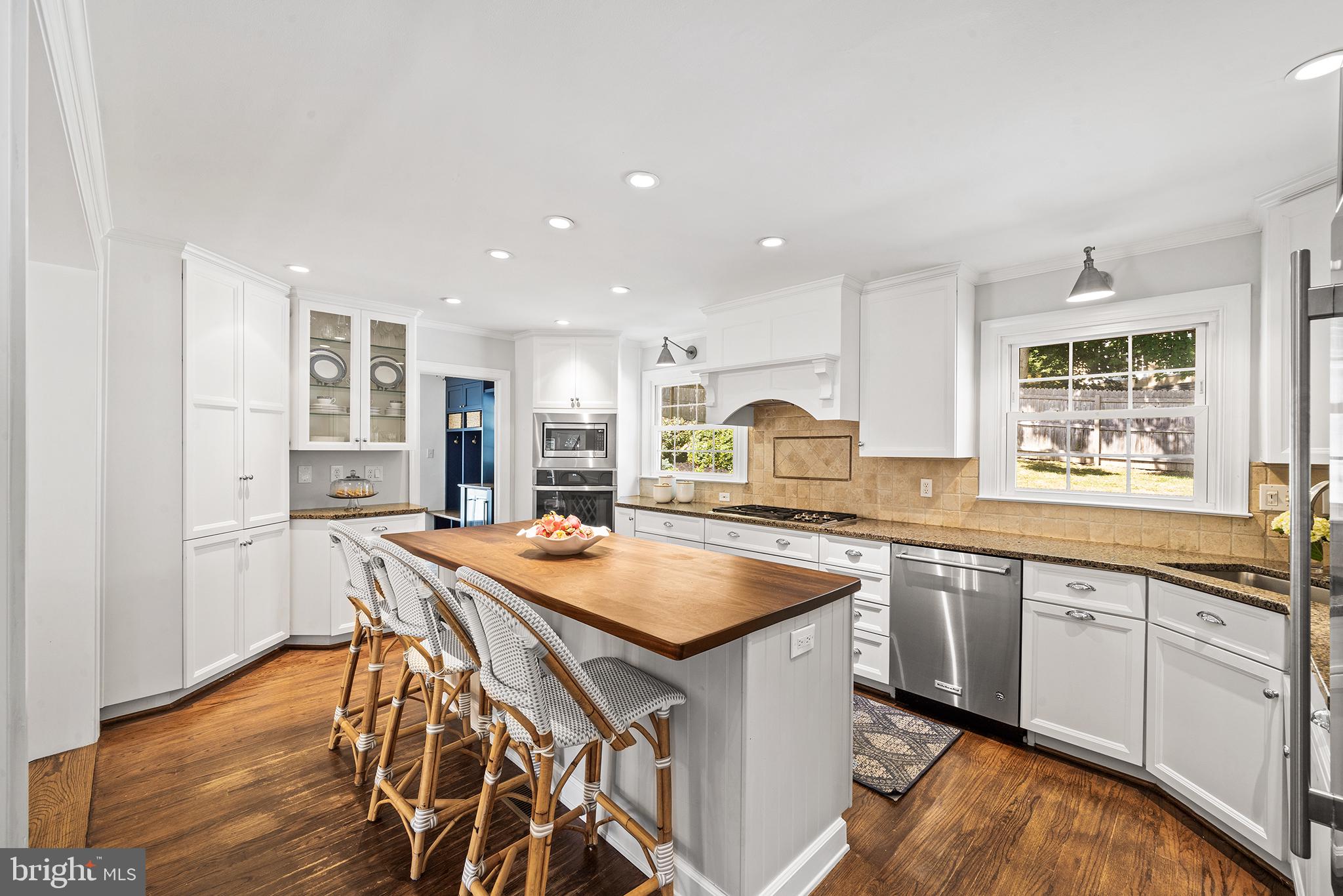 SOUTH WAYNE - Residential
