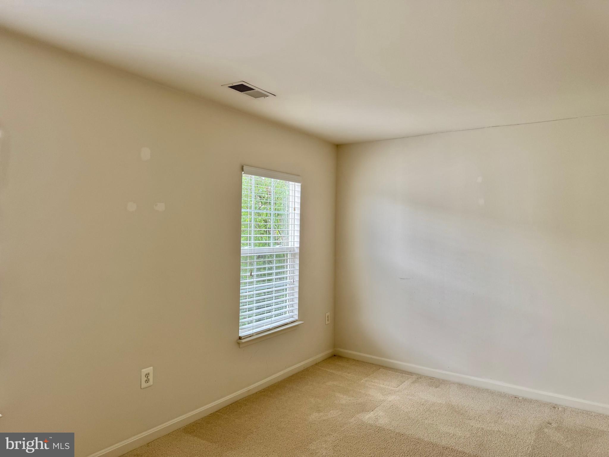 HEARTHSIDE AT FLYNNS CROSSING - Residential Lease