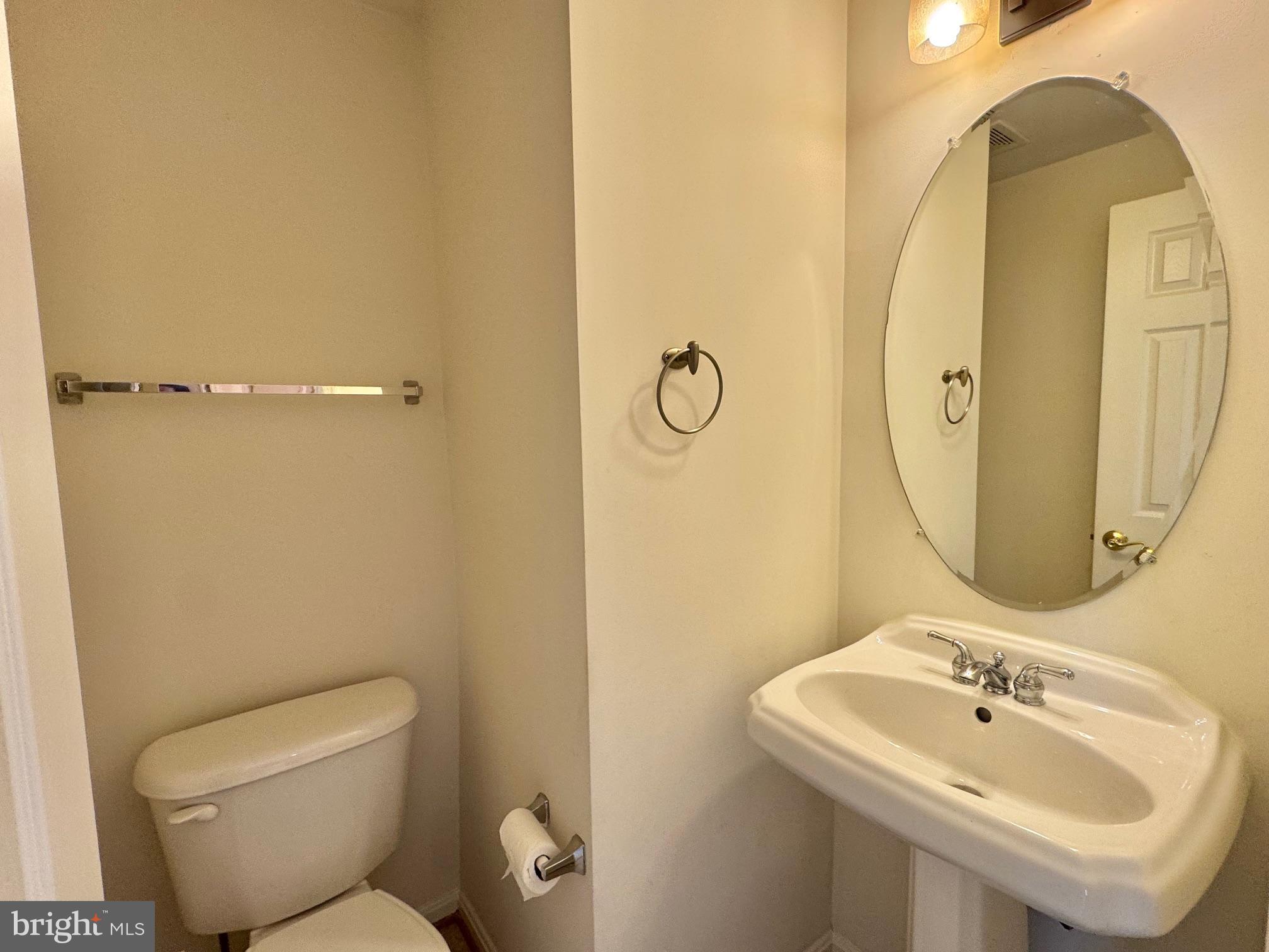 HEARTHSIDE AT FLYNNS CROSSING - Residential Lease