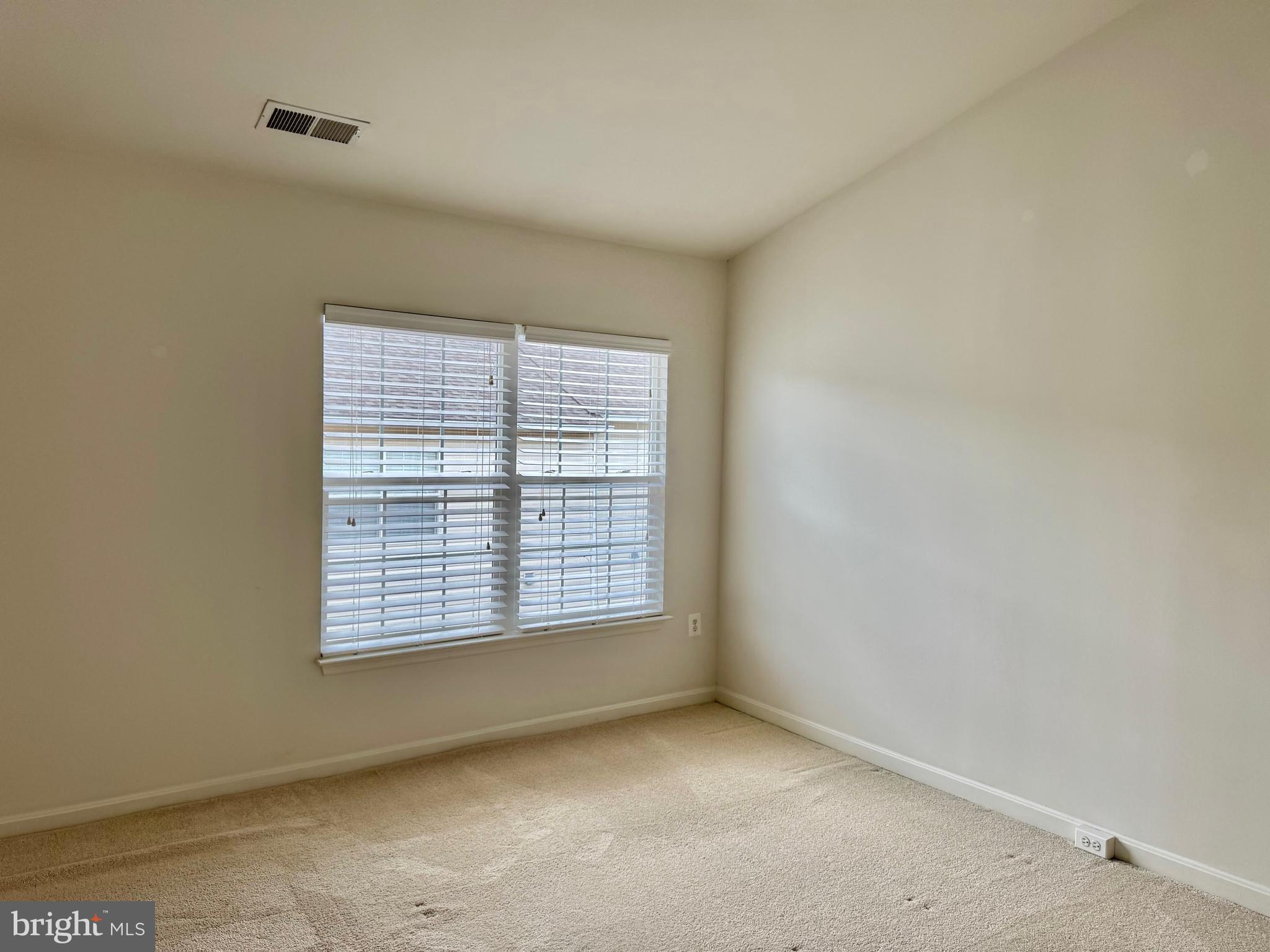 HEARTHSIDE AT FLYNNS CROSSING - Residential Lease