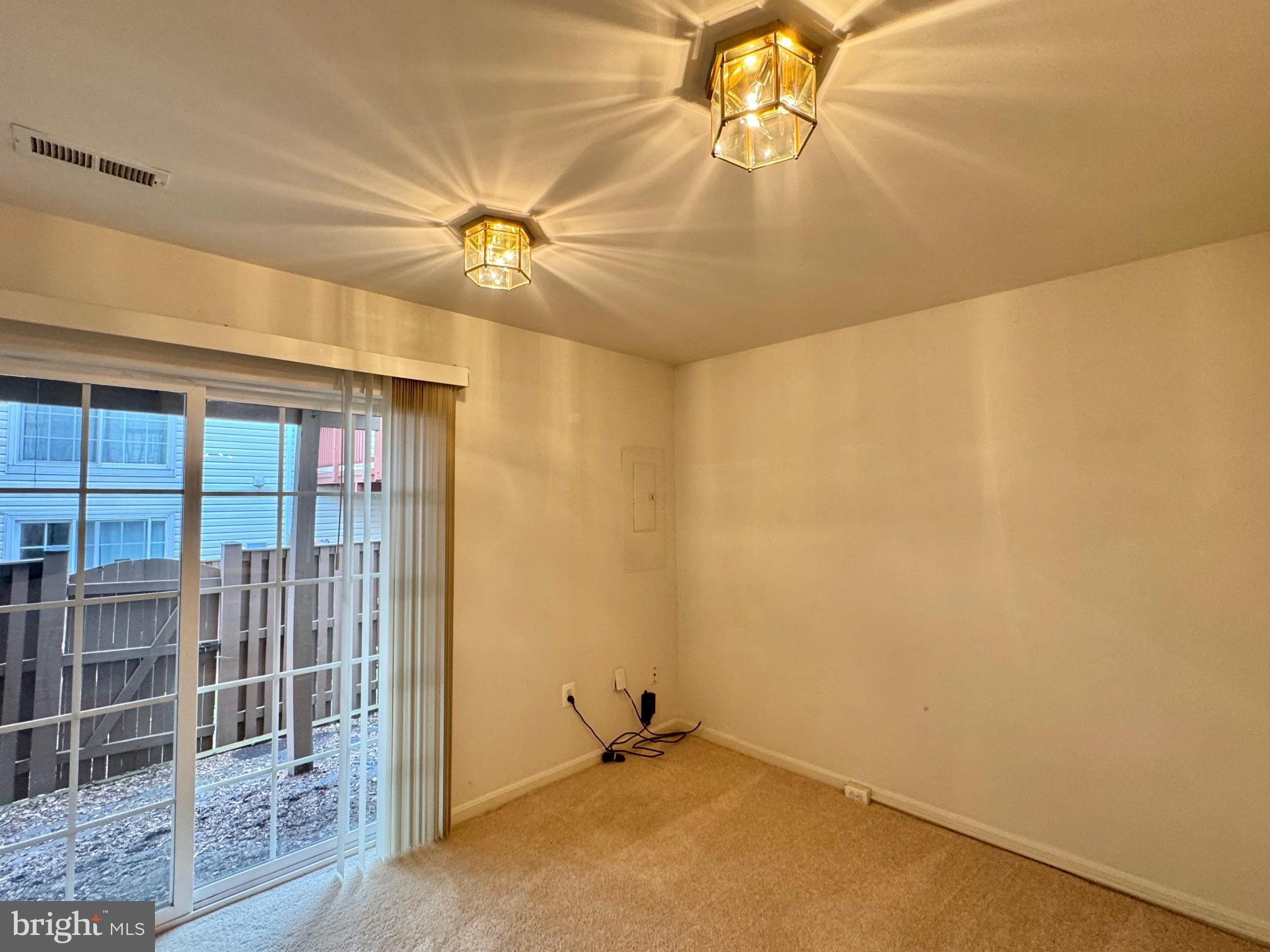 HEARTHSIDE AT FLYNNS CROSSING - Residential Lease