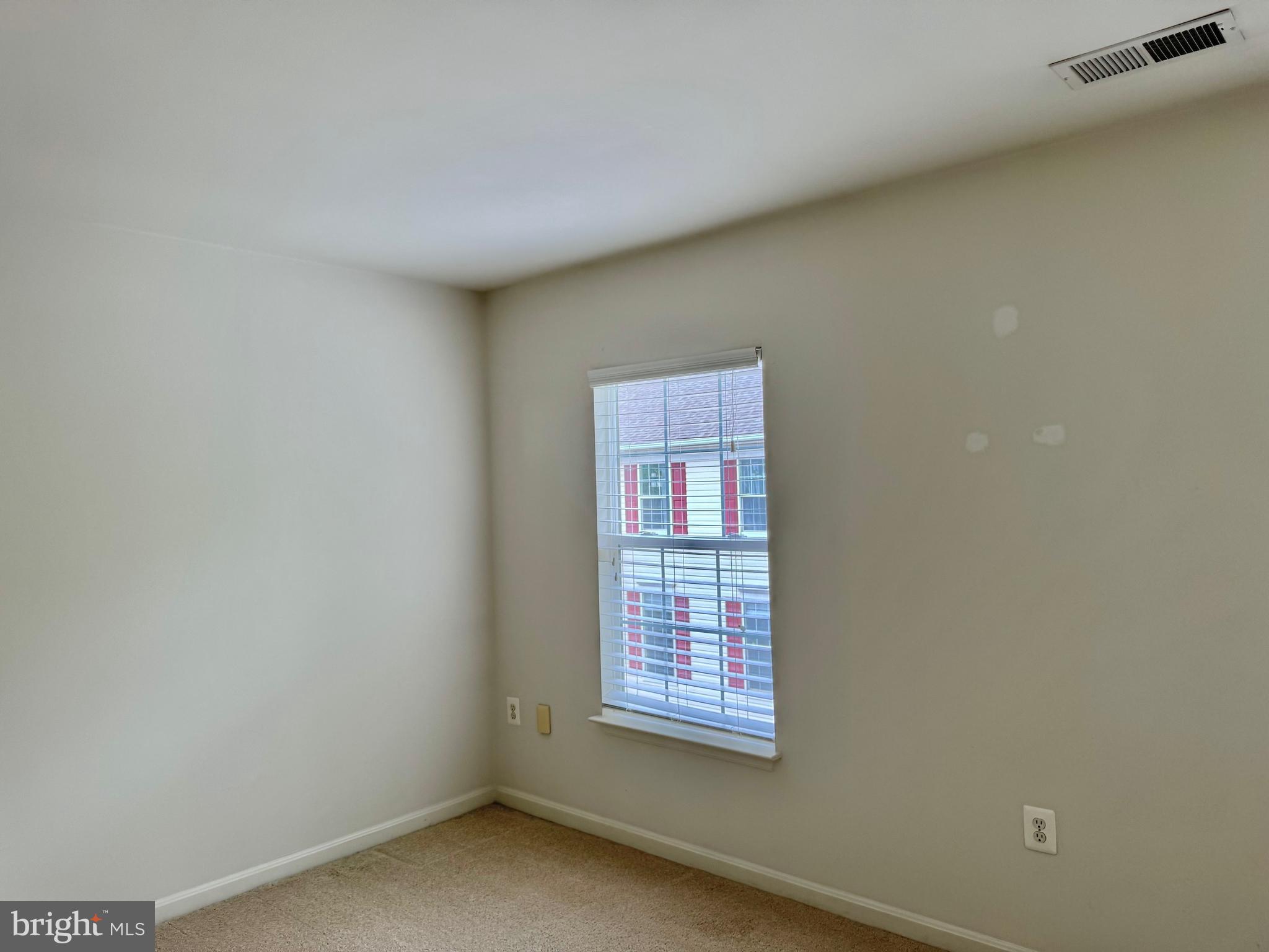 HEARTHSIDE AT FLYNNS CROSSING - Residential Lease