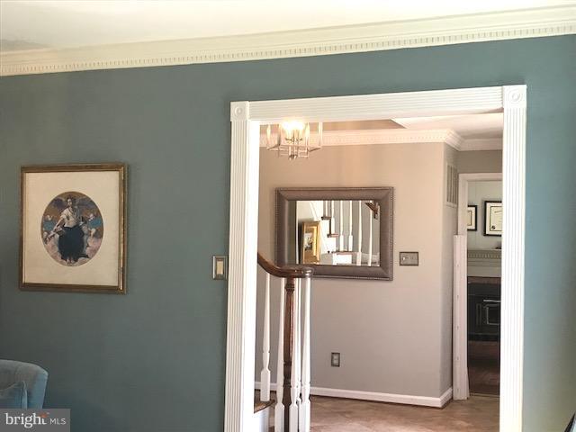 HOLLIN GLEN - Residential Lease