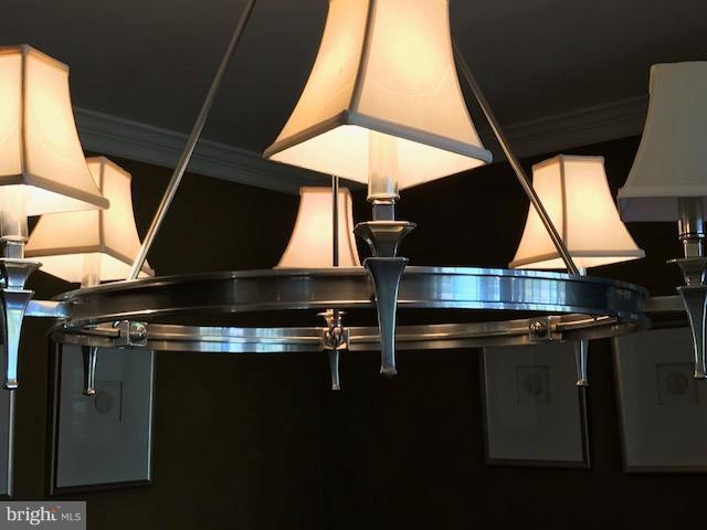 HOLLIN GLEN - Residential Lease