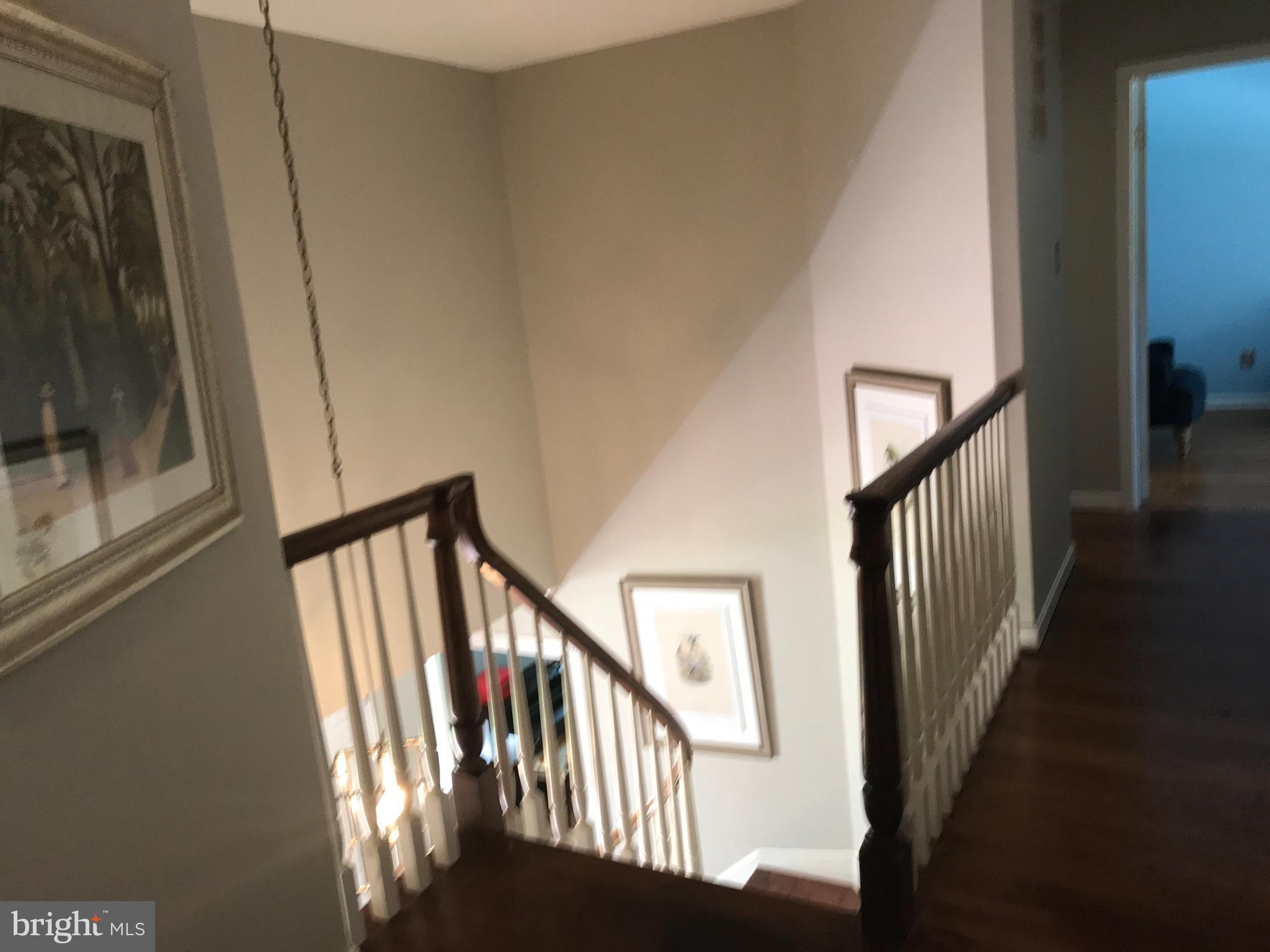 HOLLIN GLEN - Residential Lease