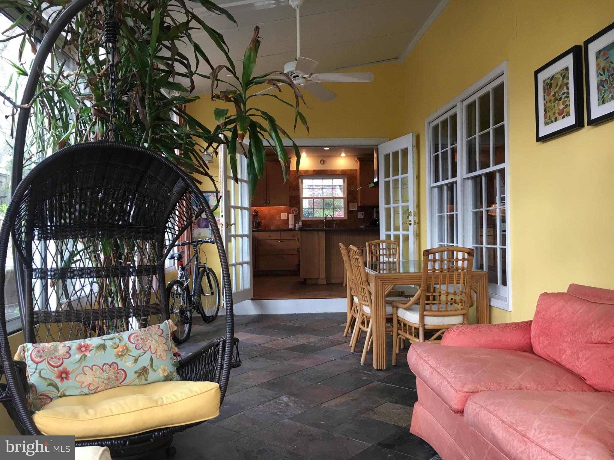 HOLLIN GLEN - Residential Lease