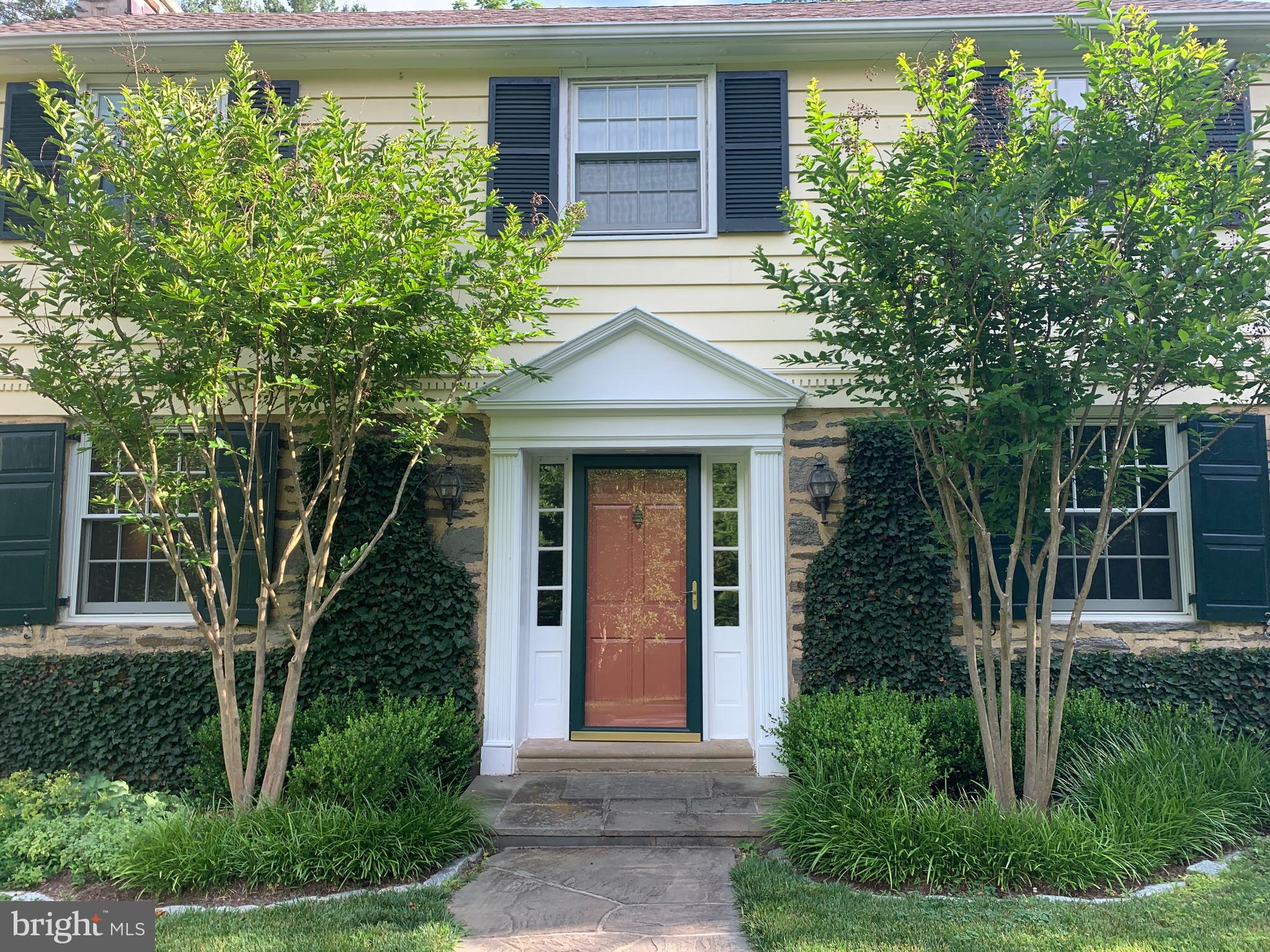 LAFAYETTE HILL - Residential