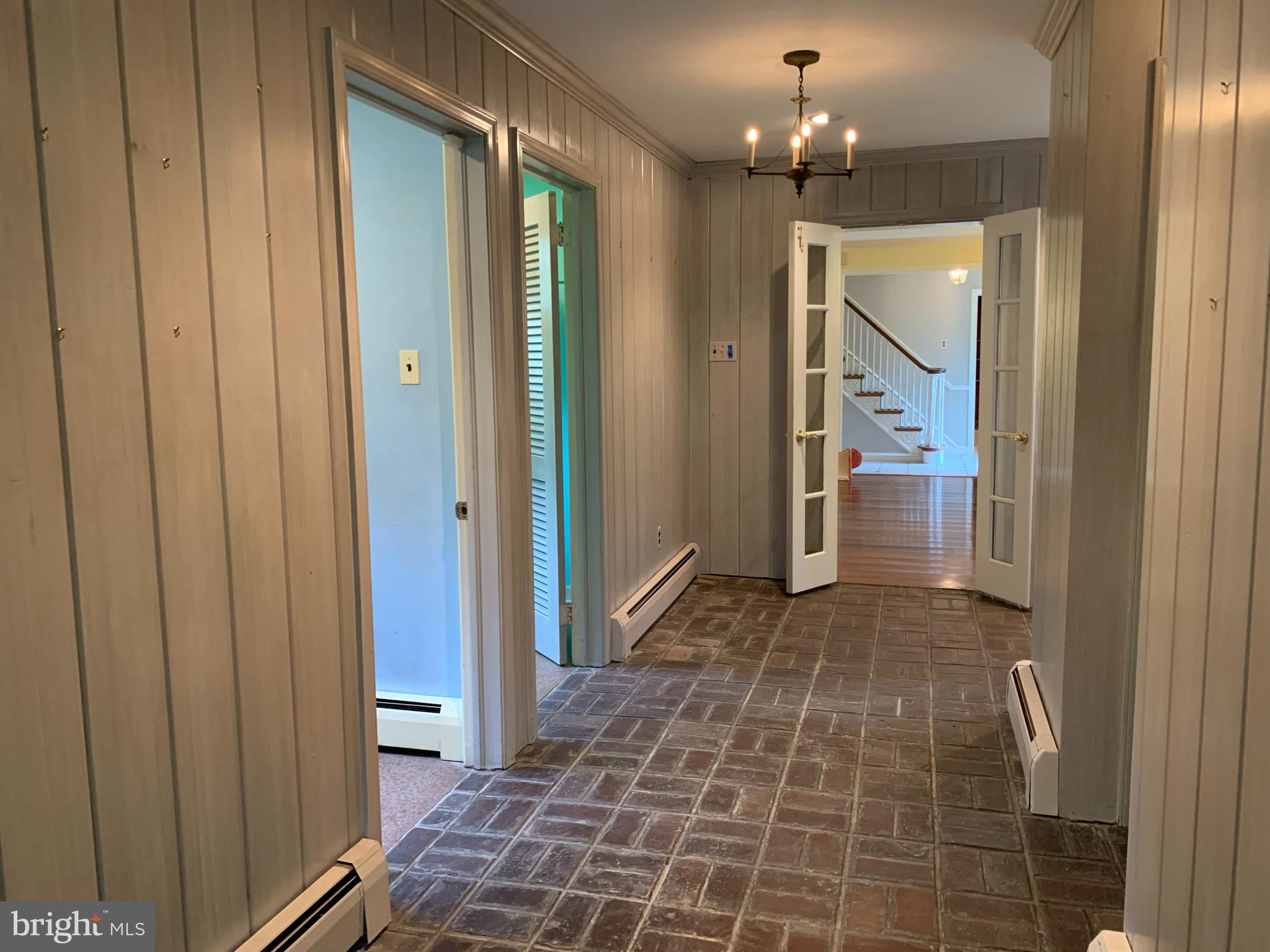 LAFAYETTE HILL - Residential