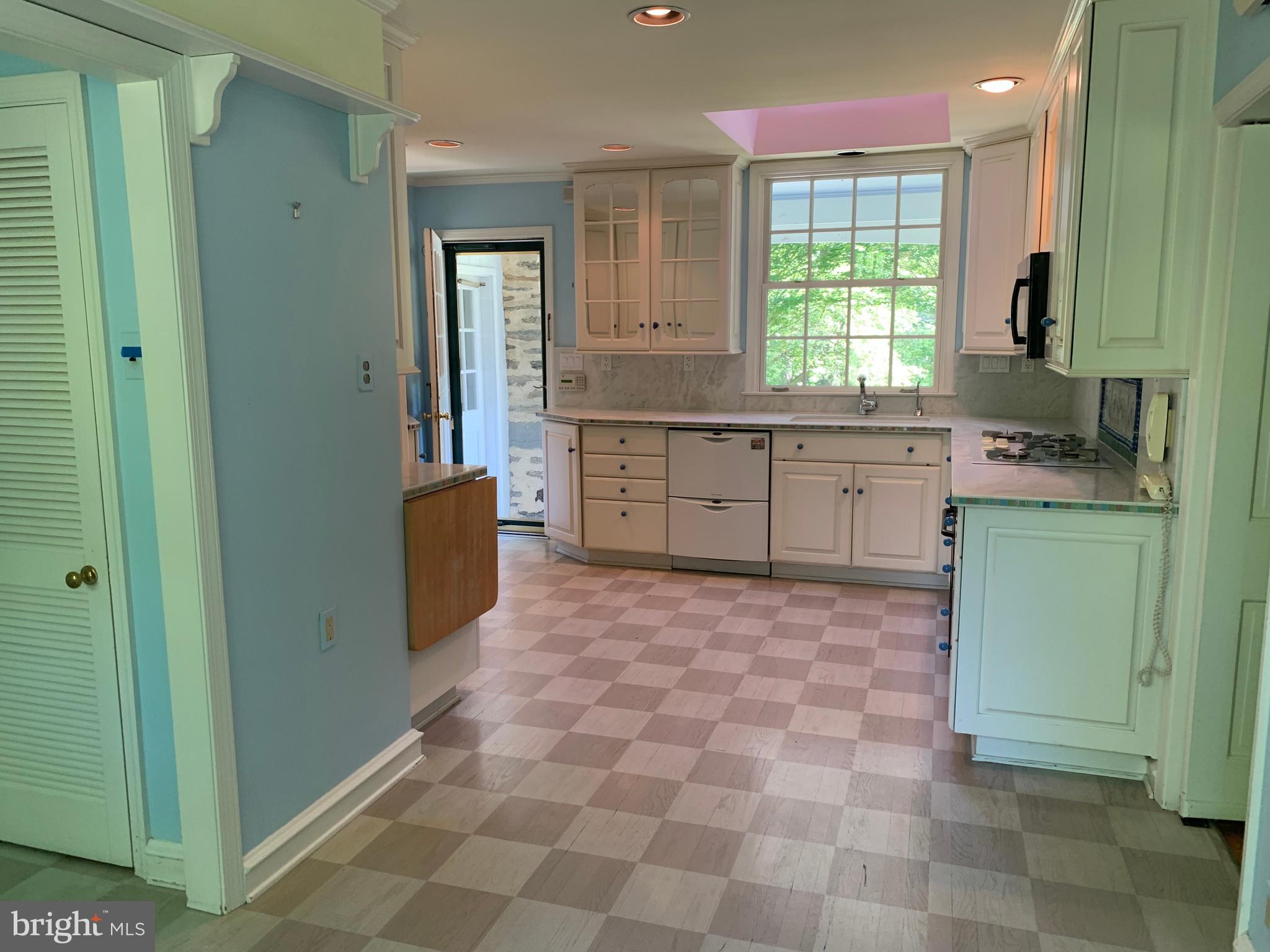 LAFAYETTE HILL - Residential