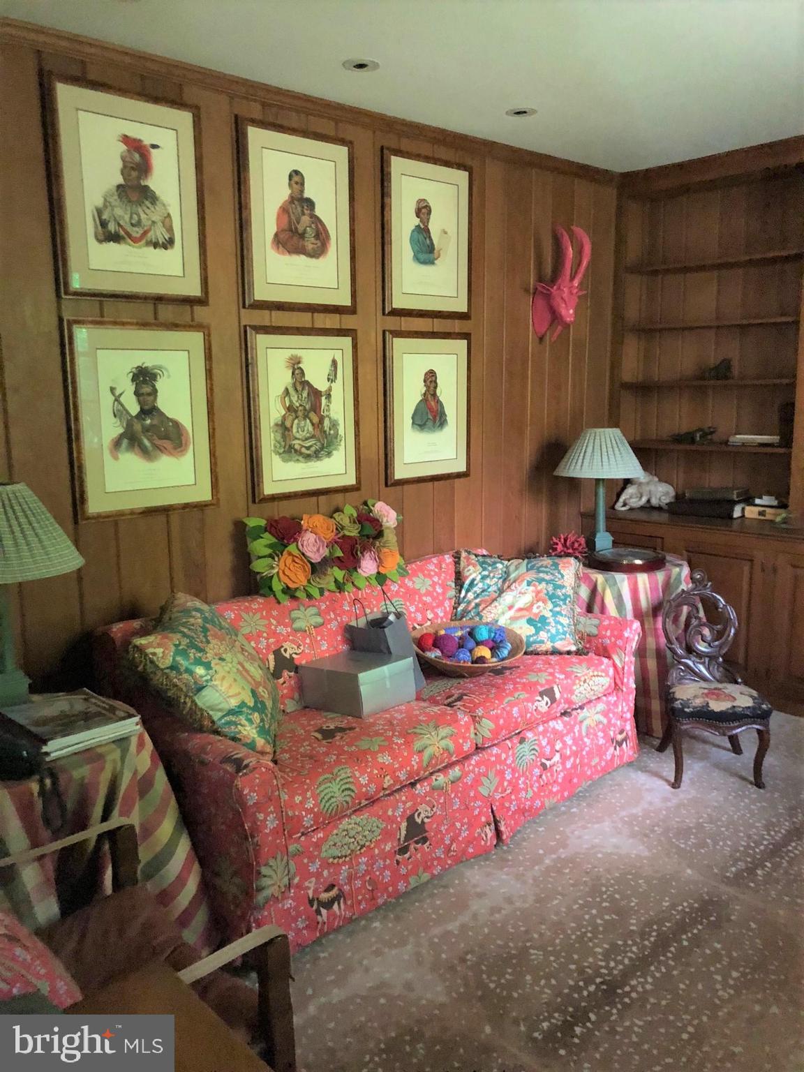 LAFAYETTE HILL - Residential