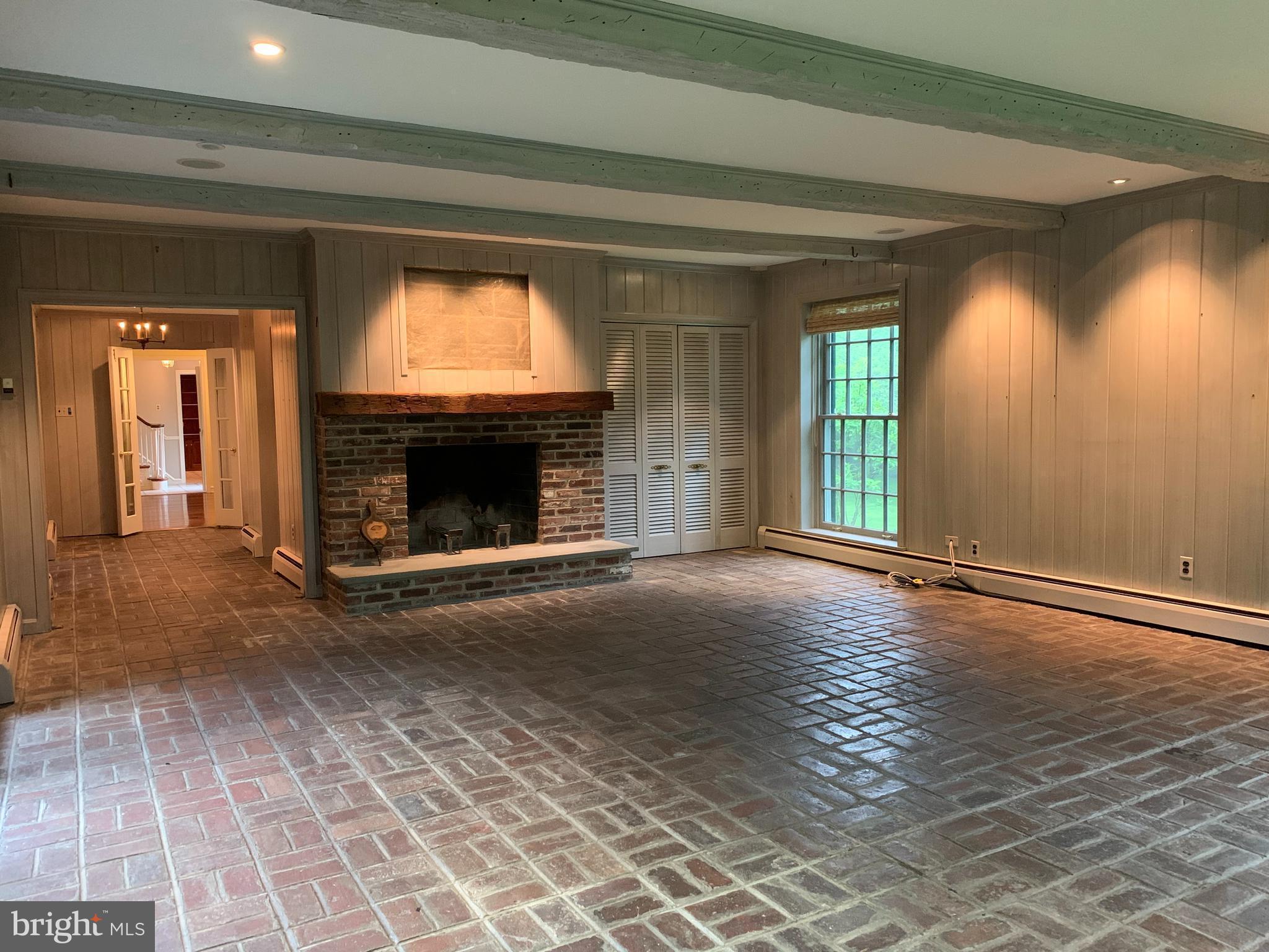 LAFAYETTE HILL - Residential