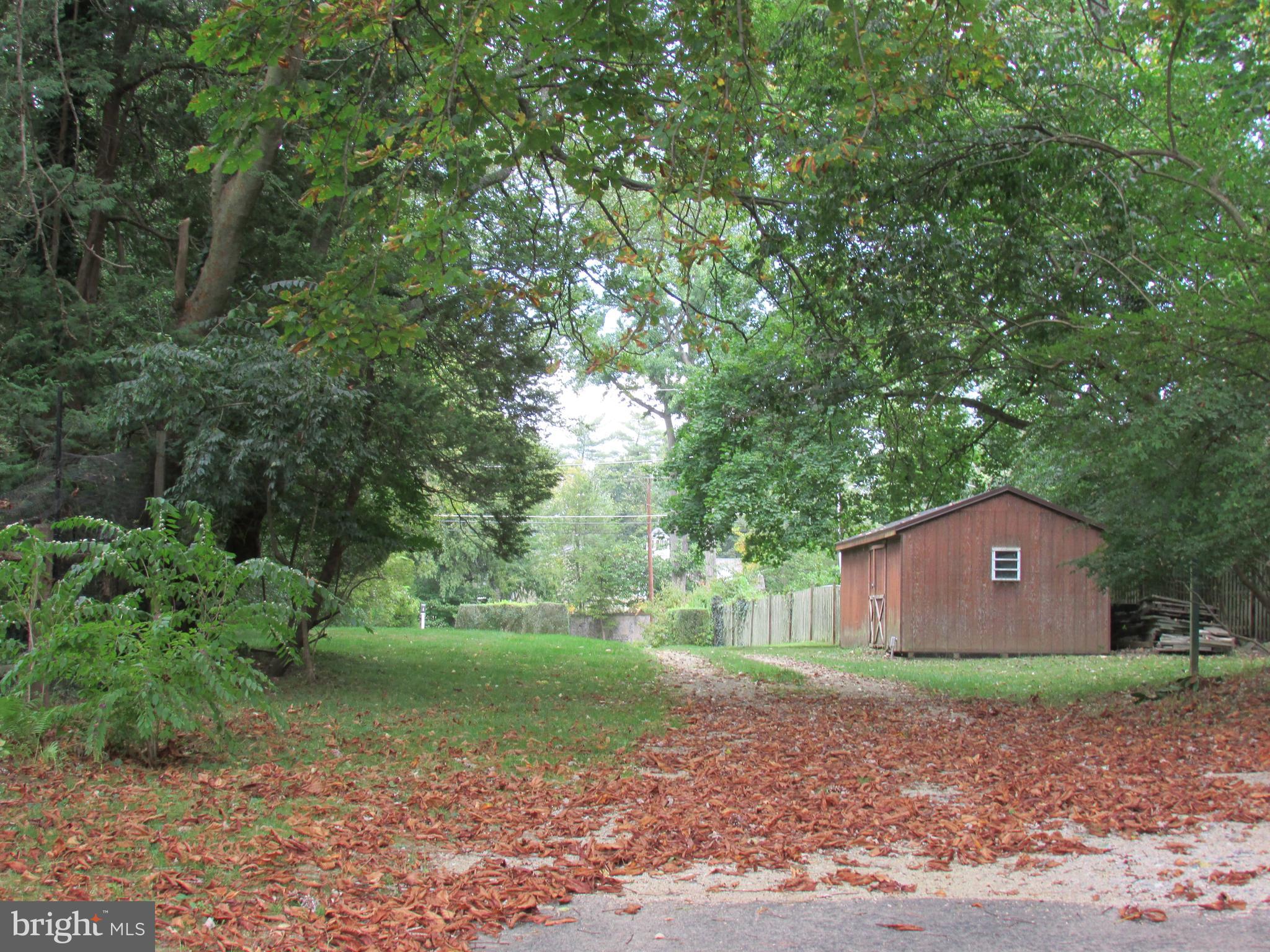 LAFAYETTE HILL - Residential