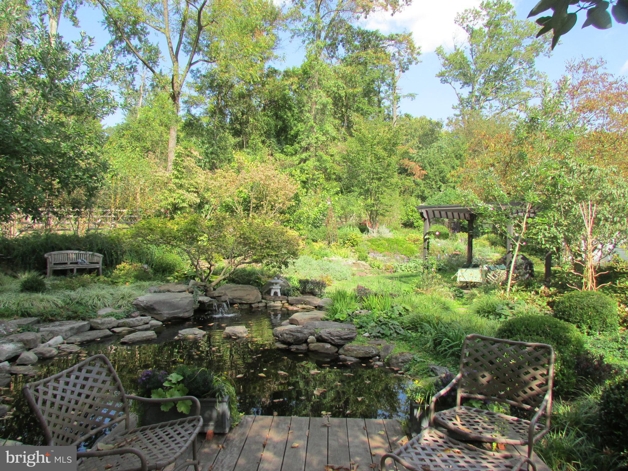 LAFAYETTE HILL - Residential