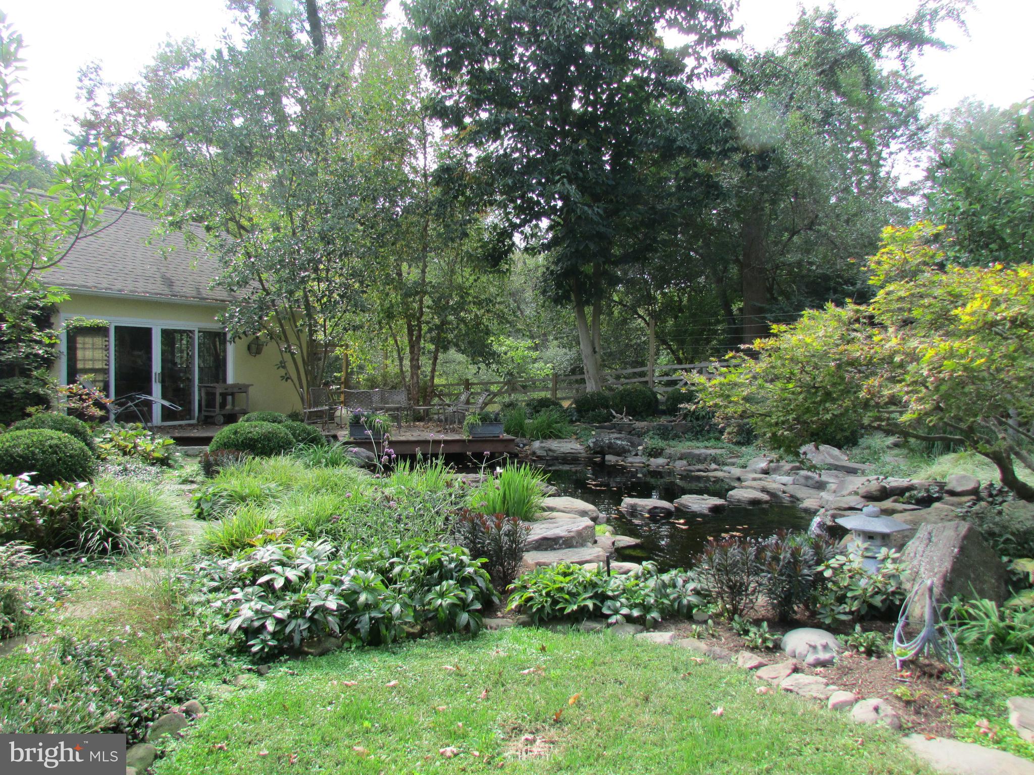 LAFAYETTE HILL - Residential