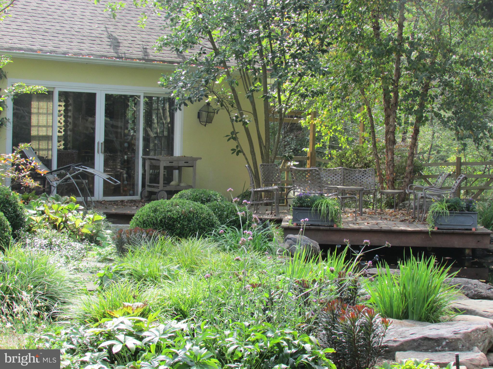 LAFAYETTE HILL - Residential