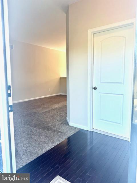 CARRIAGE HILL - Residential Lease