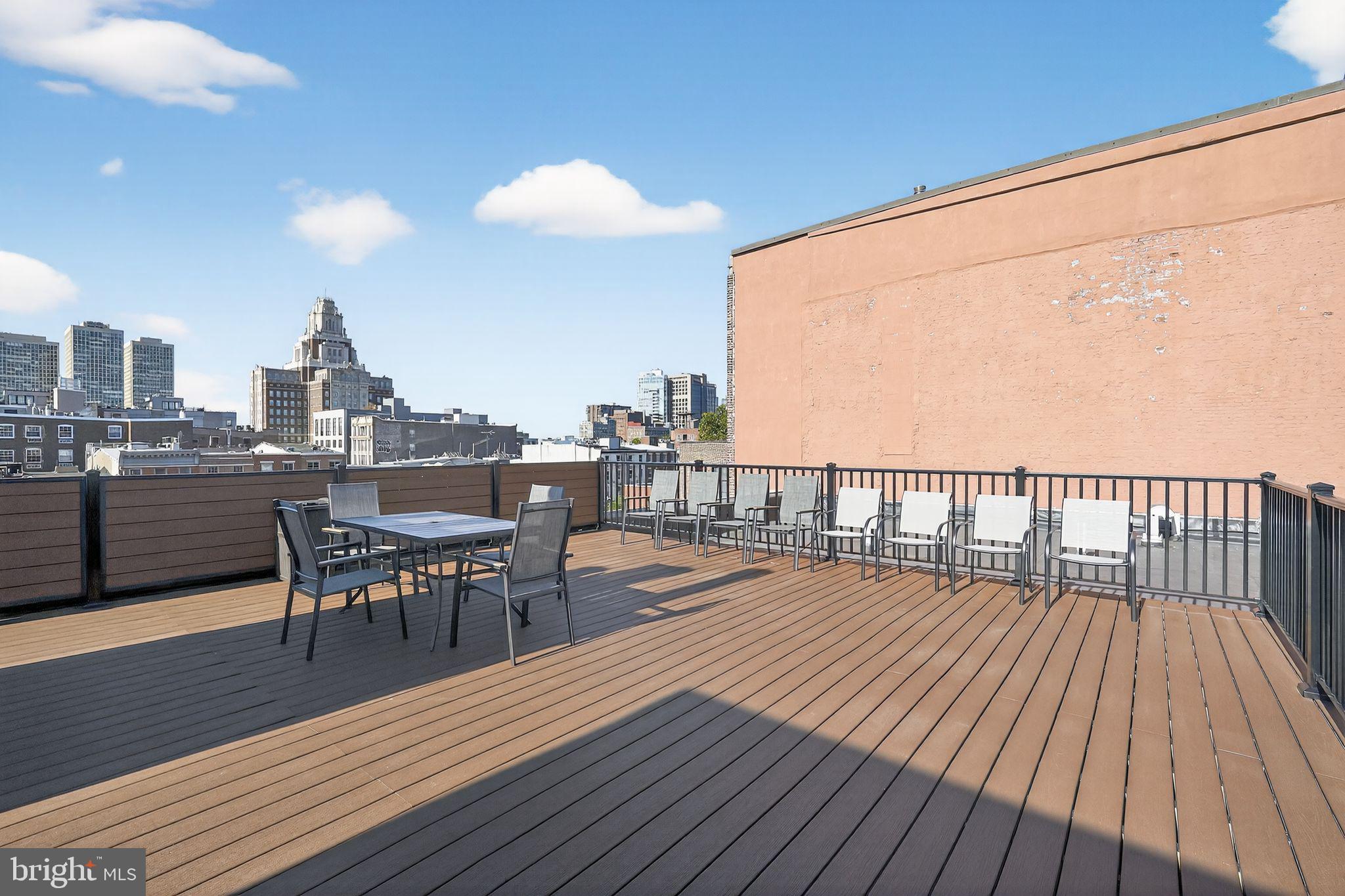 OLD CITY - Residential