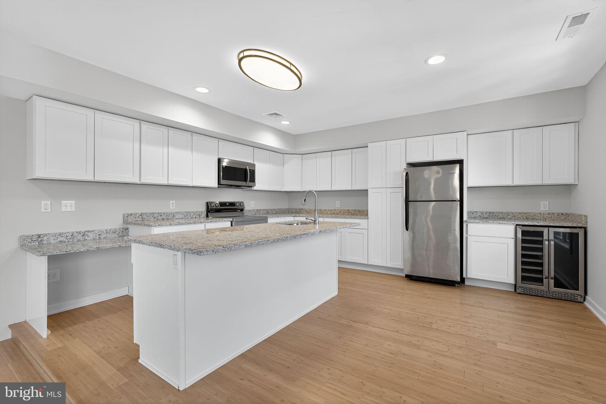 OLD CITY - Residential