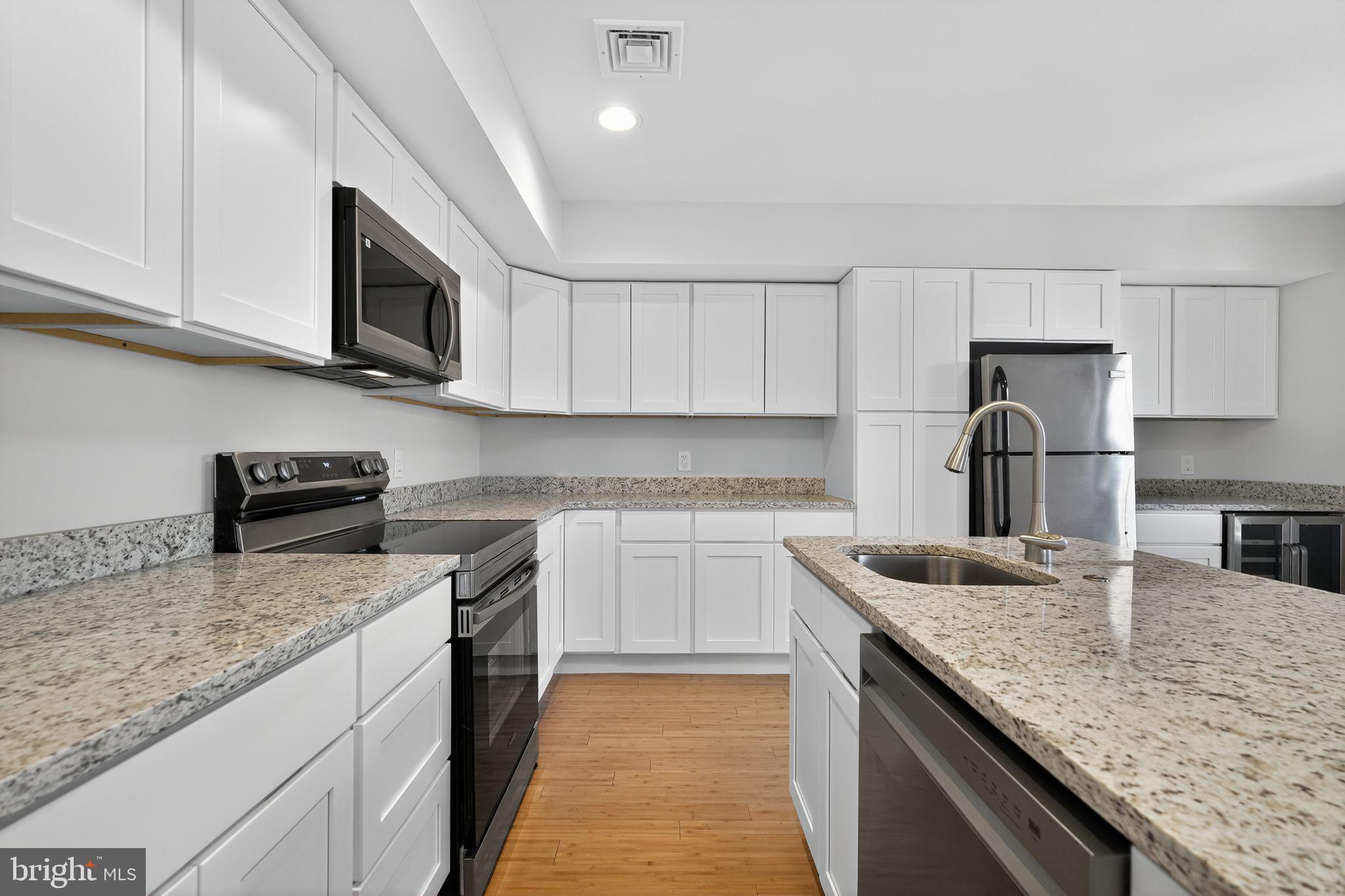 OLD CITY - Residential