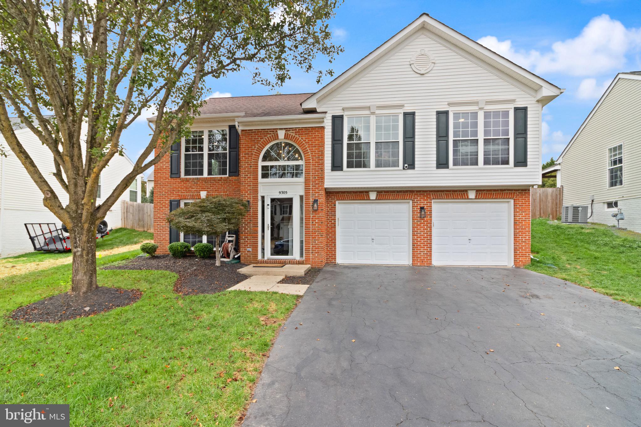 BLOOMS CROSSING - Residential