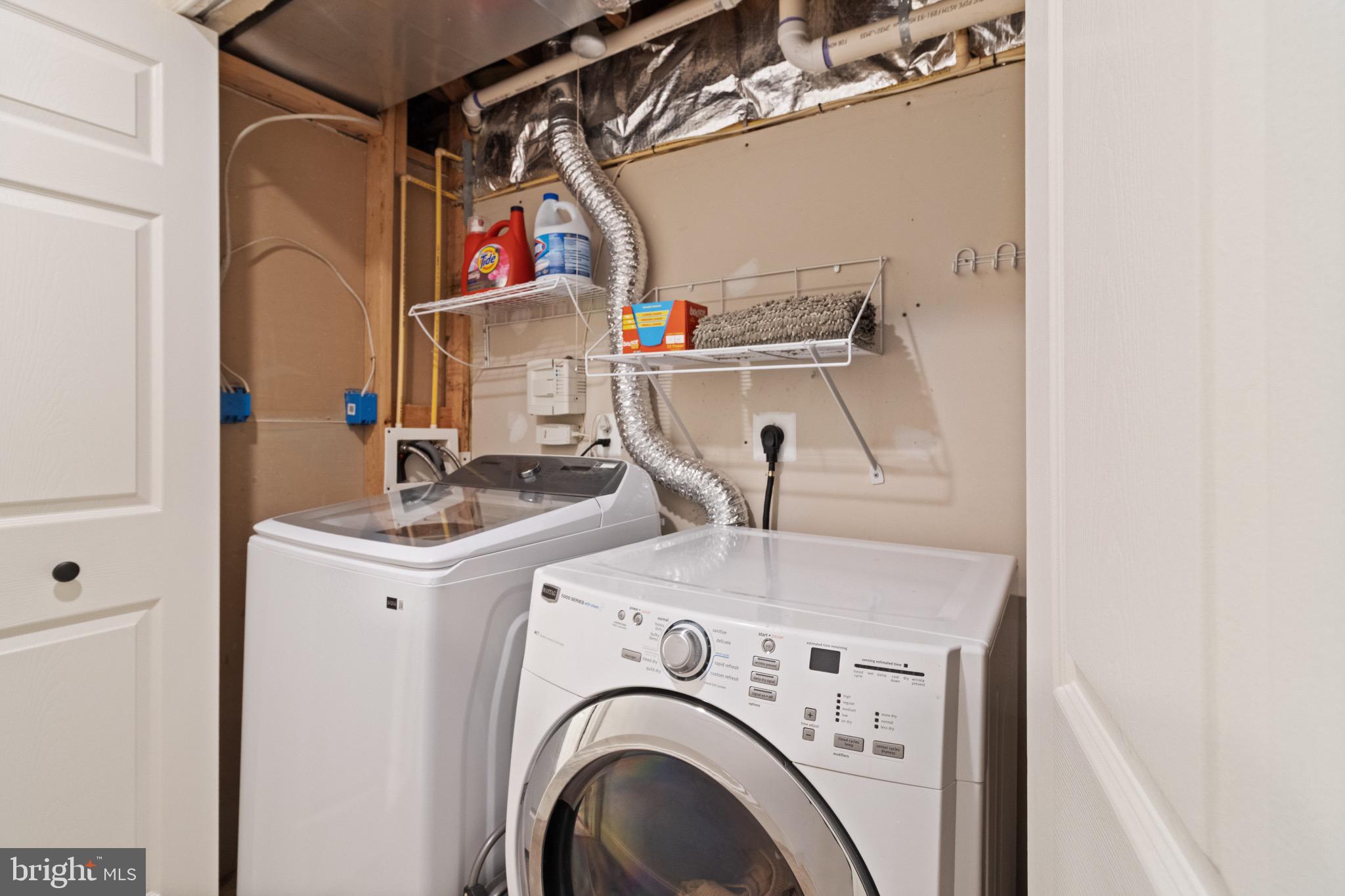 BLOOMS CROSSING - Residential