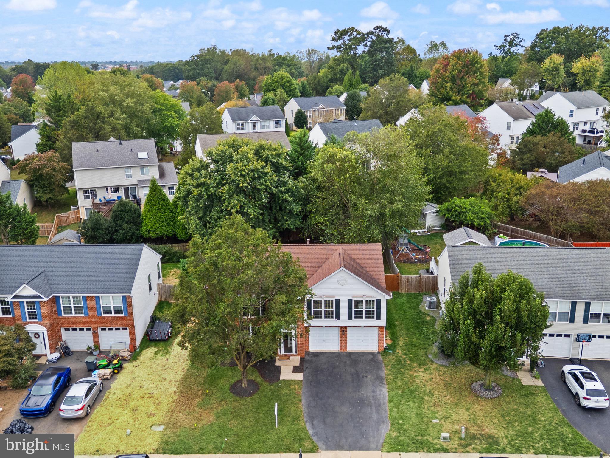 BLOOMS CROSSING - Residential