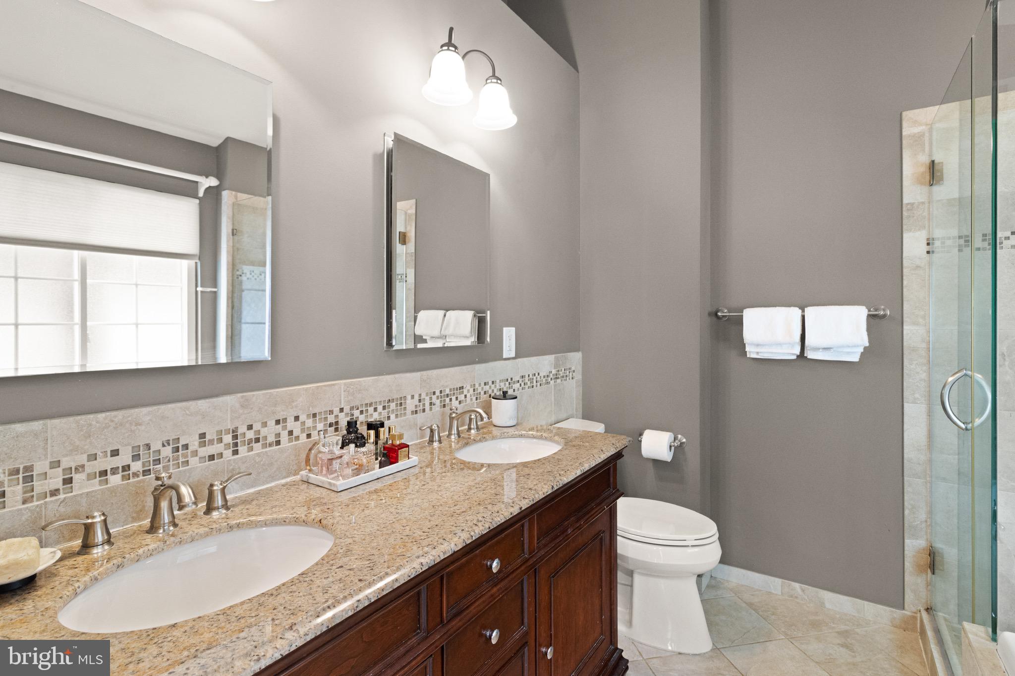 BLOOMS CROSSING - Residential